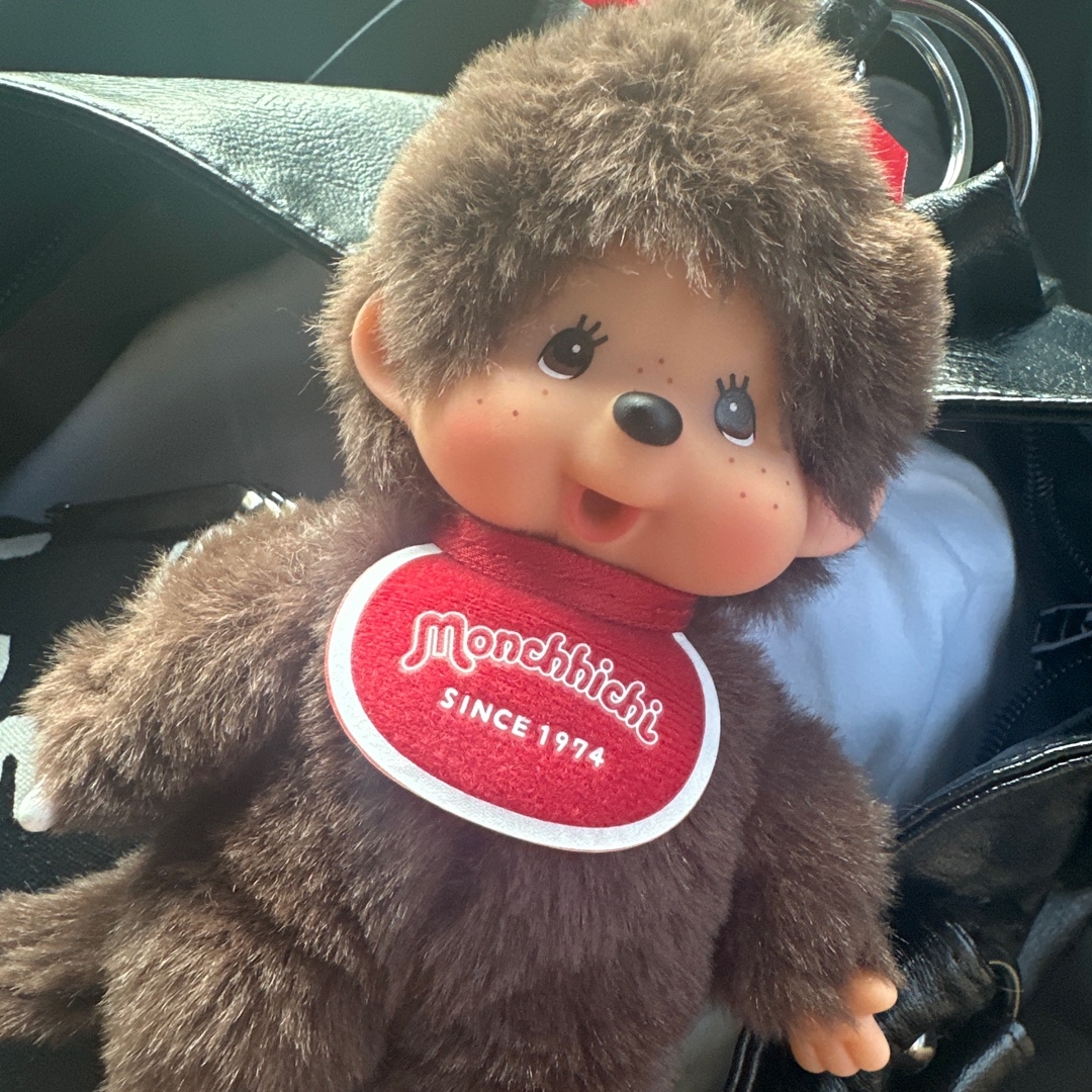 Monchhichi SS Girl Key Chain Brown 착용 스타일