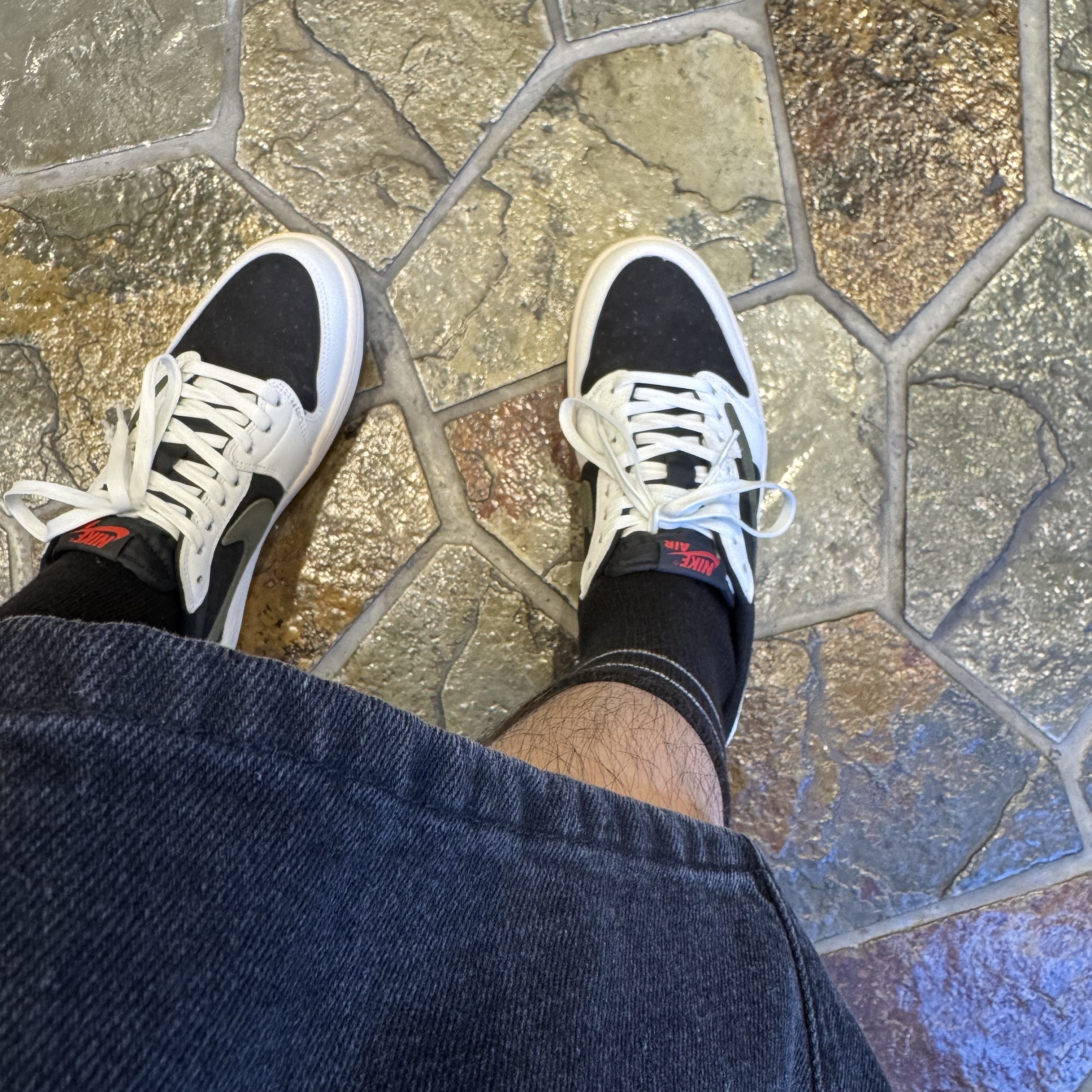 (W) Jordan 1 x Travis Scott Retro Low OG SP Medium Olive 착용 스타일