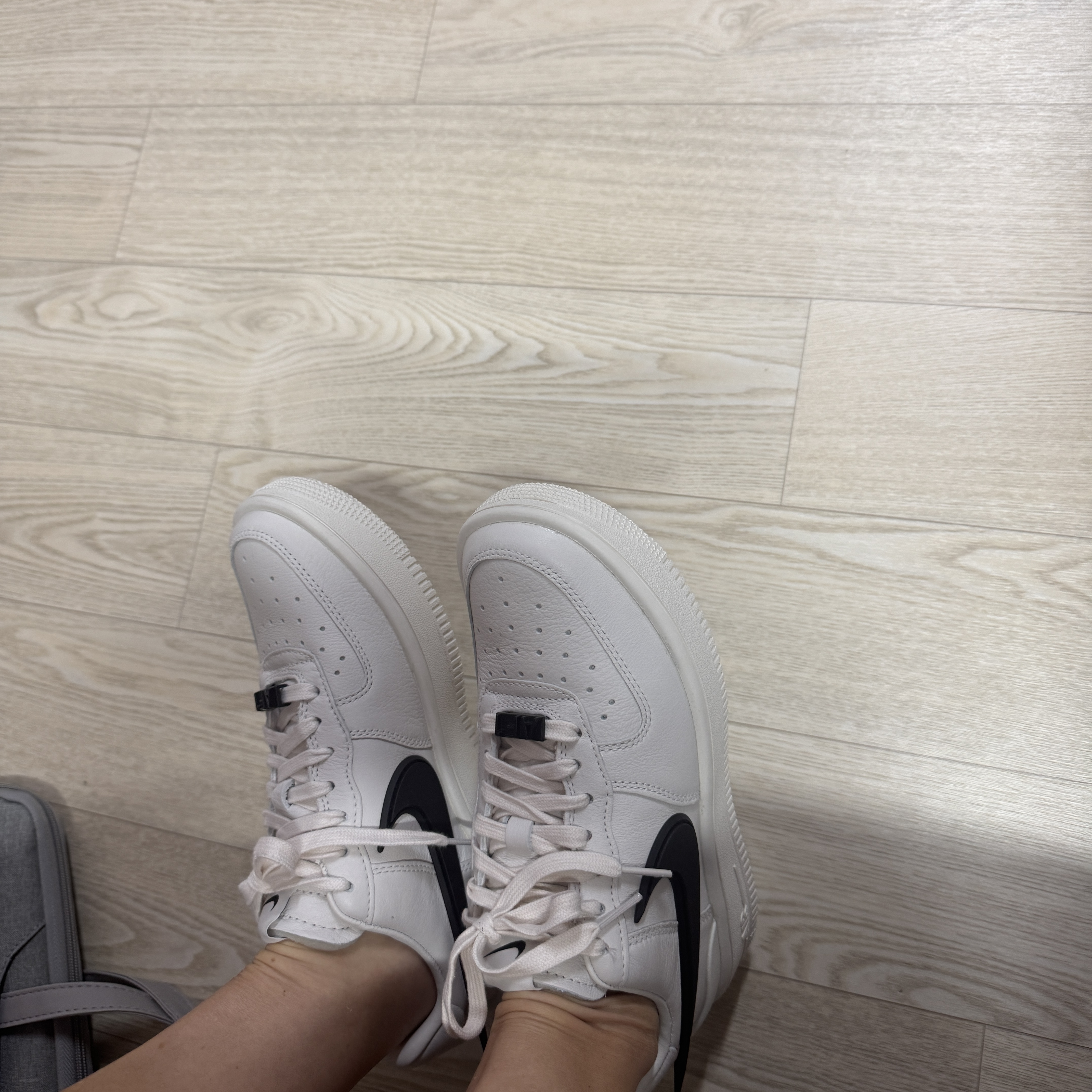 Nike x Ambush Air Force 1 Low SP Phantom 착용 스타일 - 2