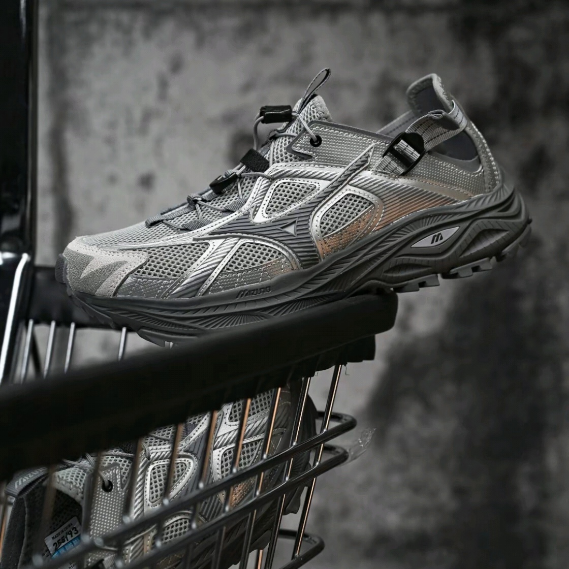 Mizuno Racer Trail SE Silver Grey, Nike Air Force 1 '07 Low White 착용 스타일 - 3