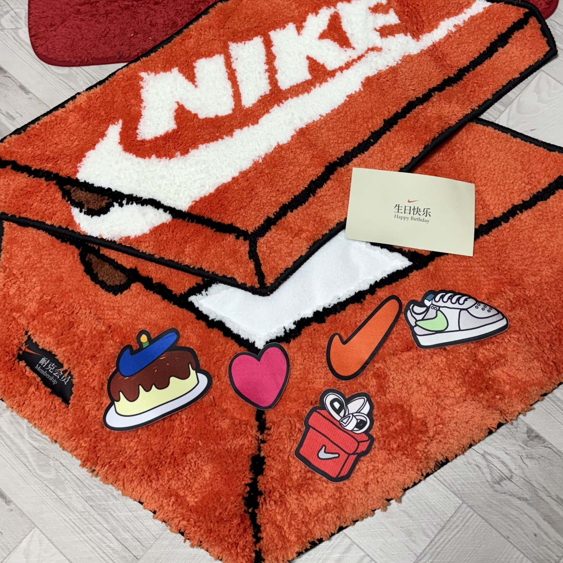 Nike Box Rugmat Orange 착용 스타일