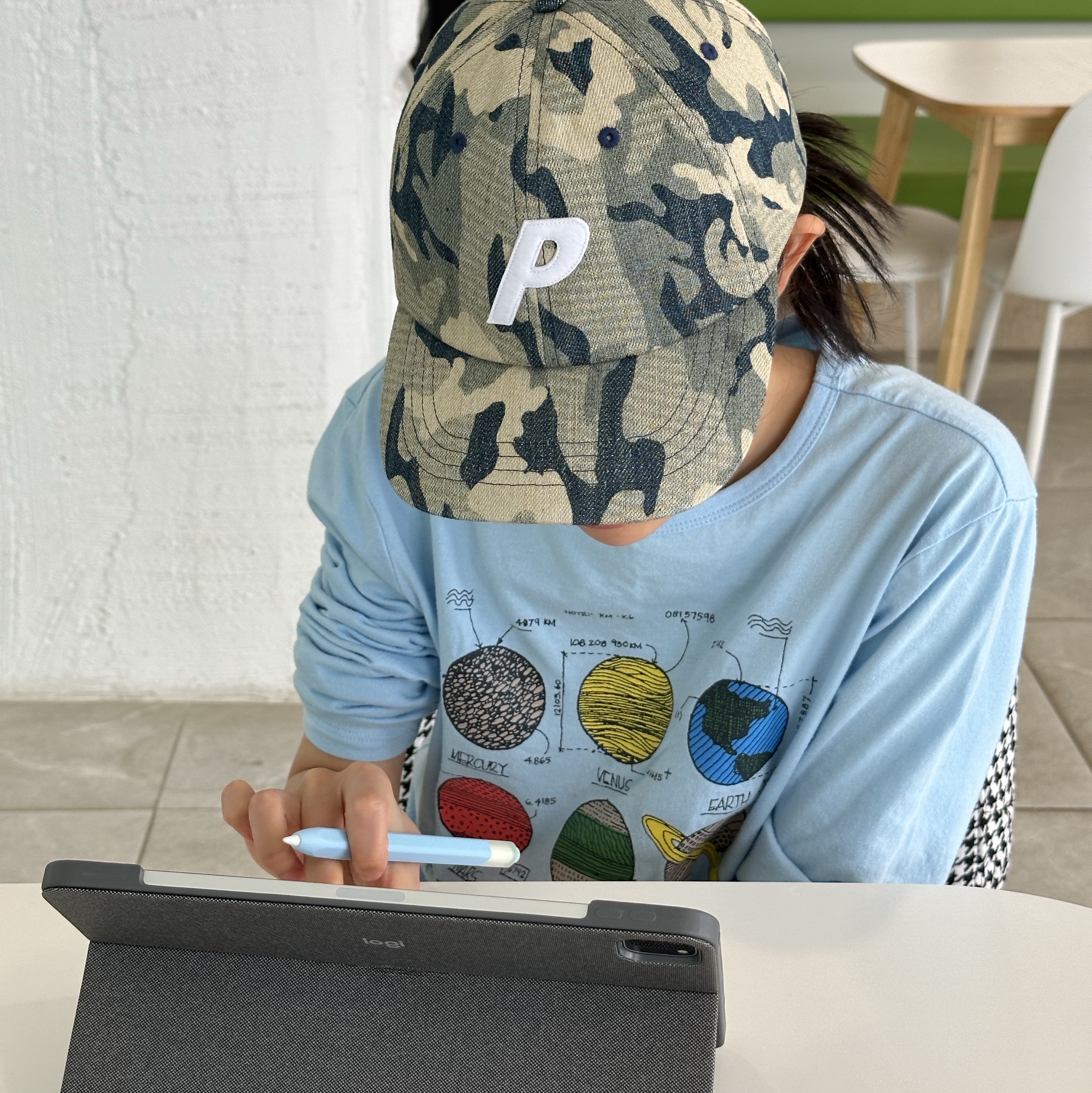 Palace P 6-Panel Camo Denim - 25SS, Gentle Monster Pico 02 Silver Clear 착용 스타일 - 2