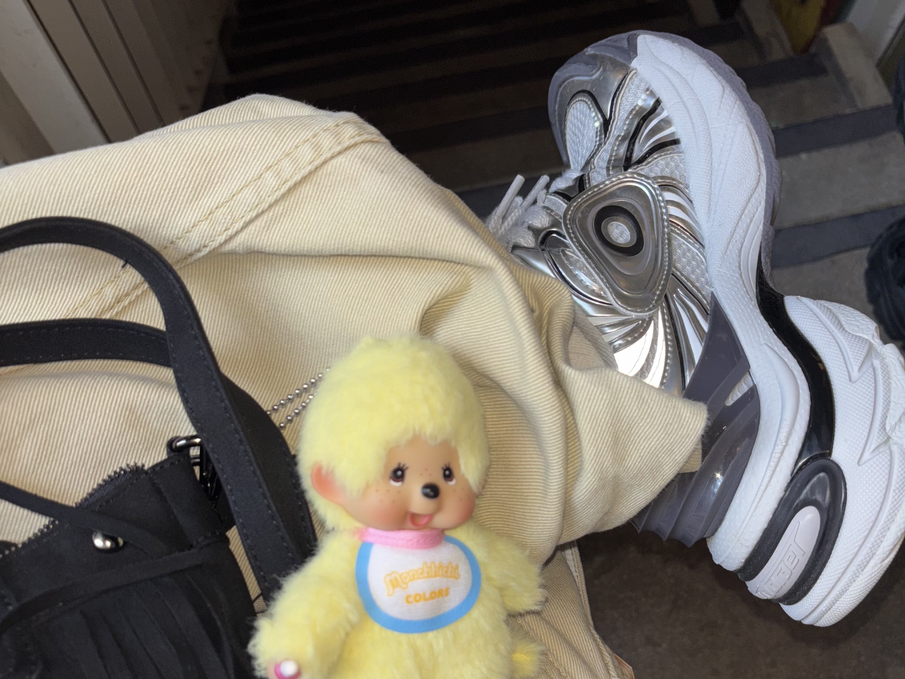 Old Order Turbo GT White Silver, Monchhichi Colors Key Chain Yellow 착용 스타일 - 6