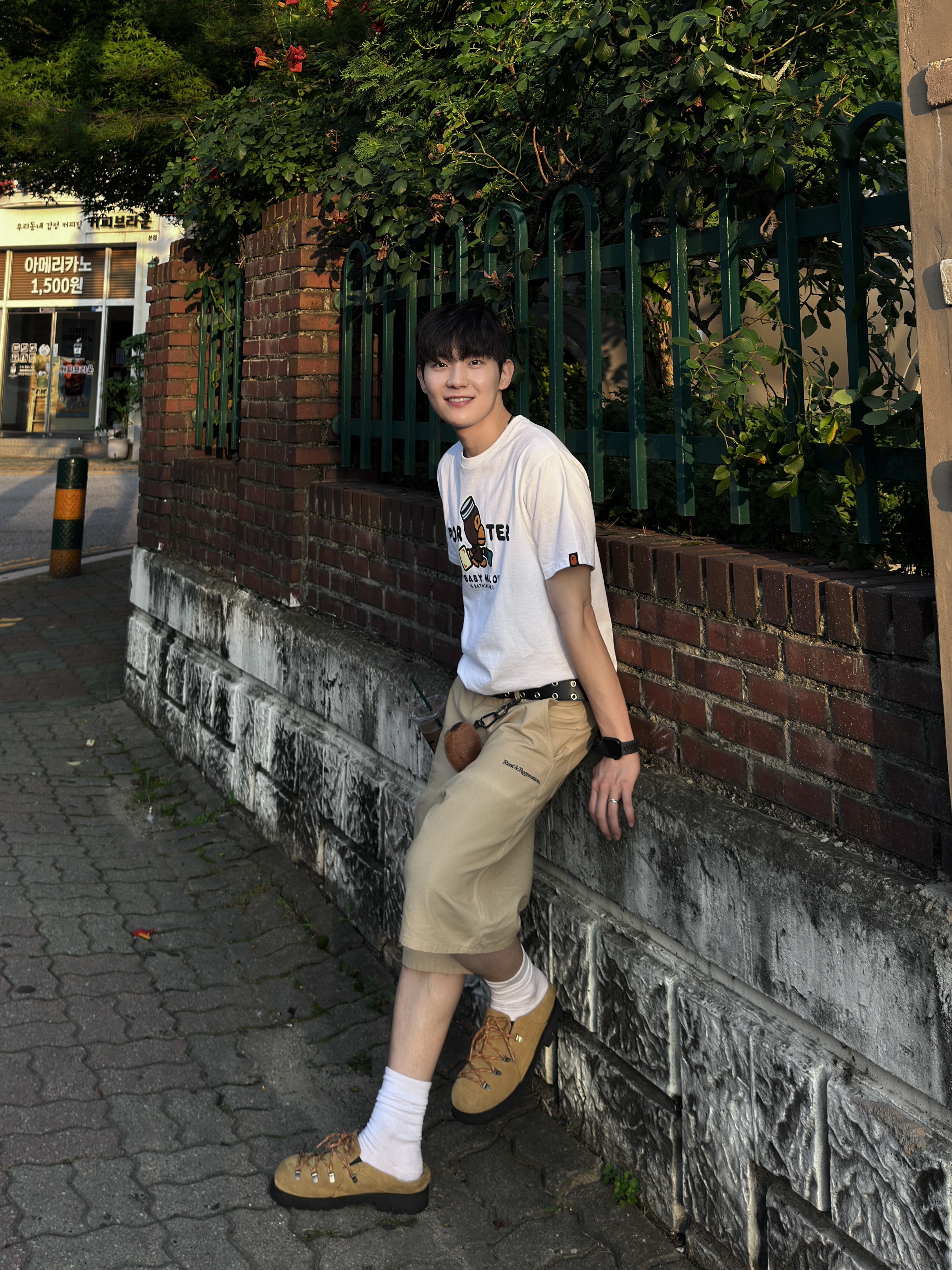 BAPE x Porter Baby Milo T-Shirt White 착용 스타일 - 6