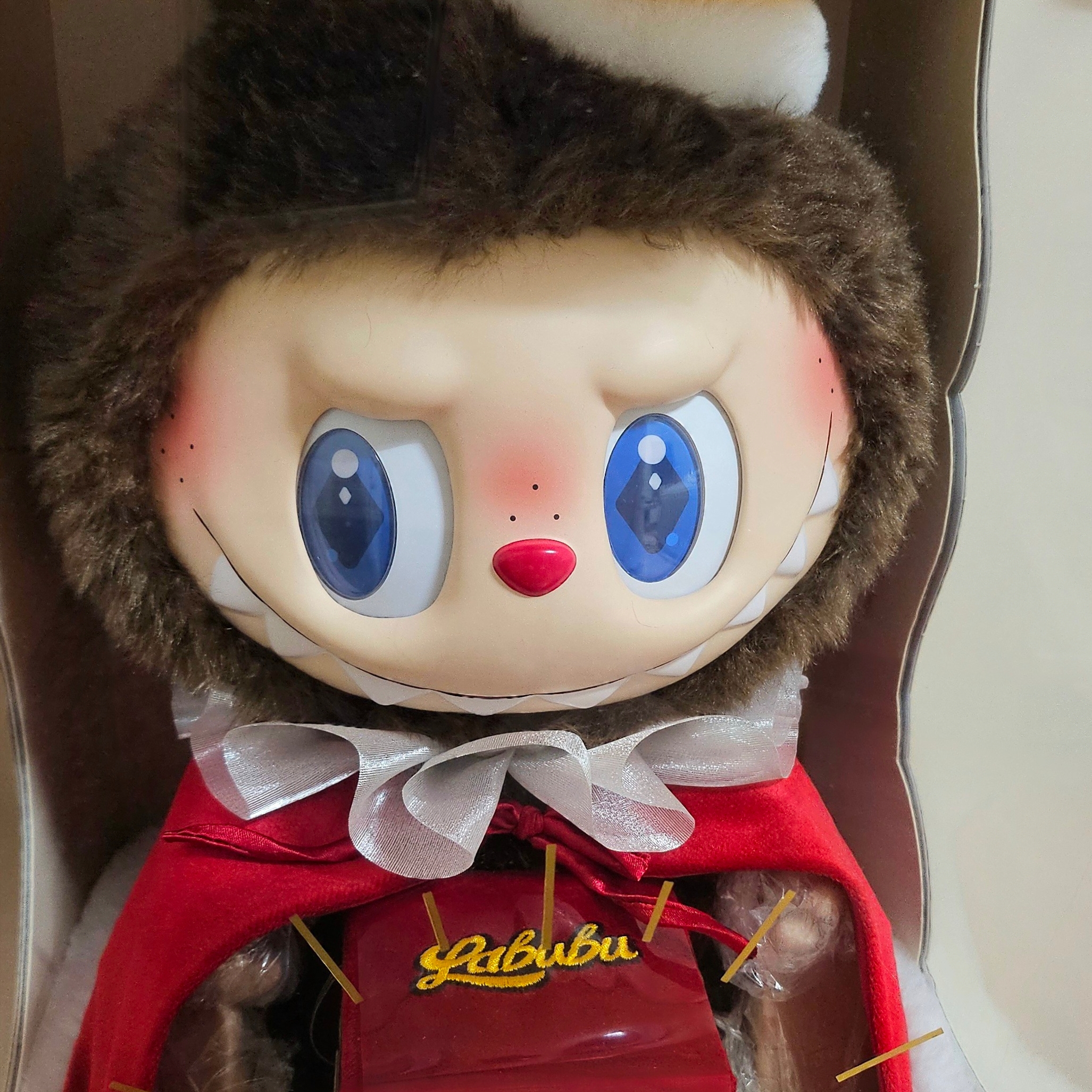 Pop Mart The Monsters Checkmate Series Doll 착용 스타일