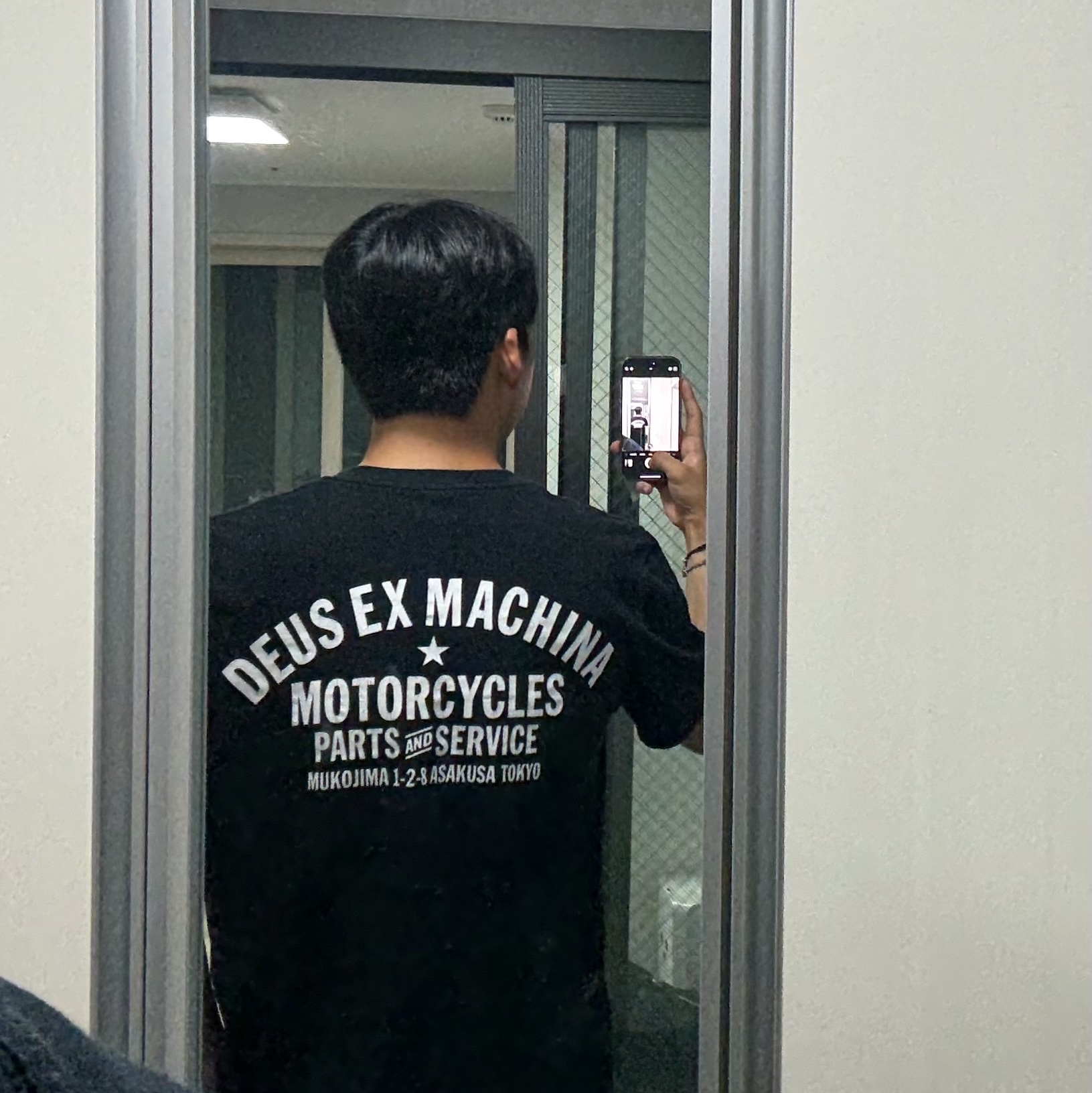 Deus Ex Machina Tokyo Asakusa Address T-Shirt Black, Nike Air Force 1 '07 Low Triple Black 착용 스타일 - 2