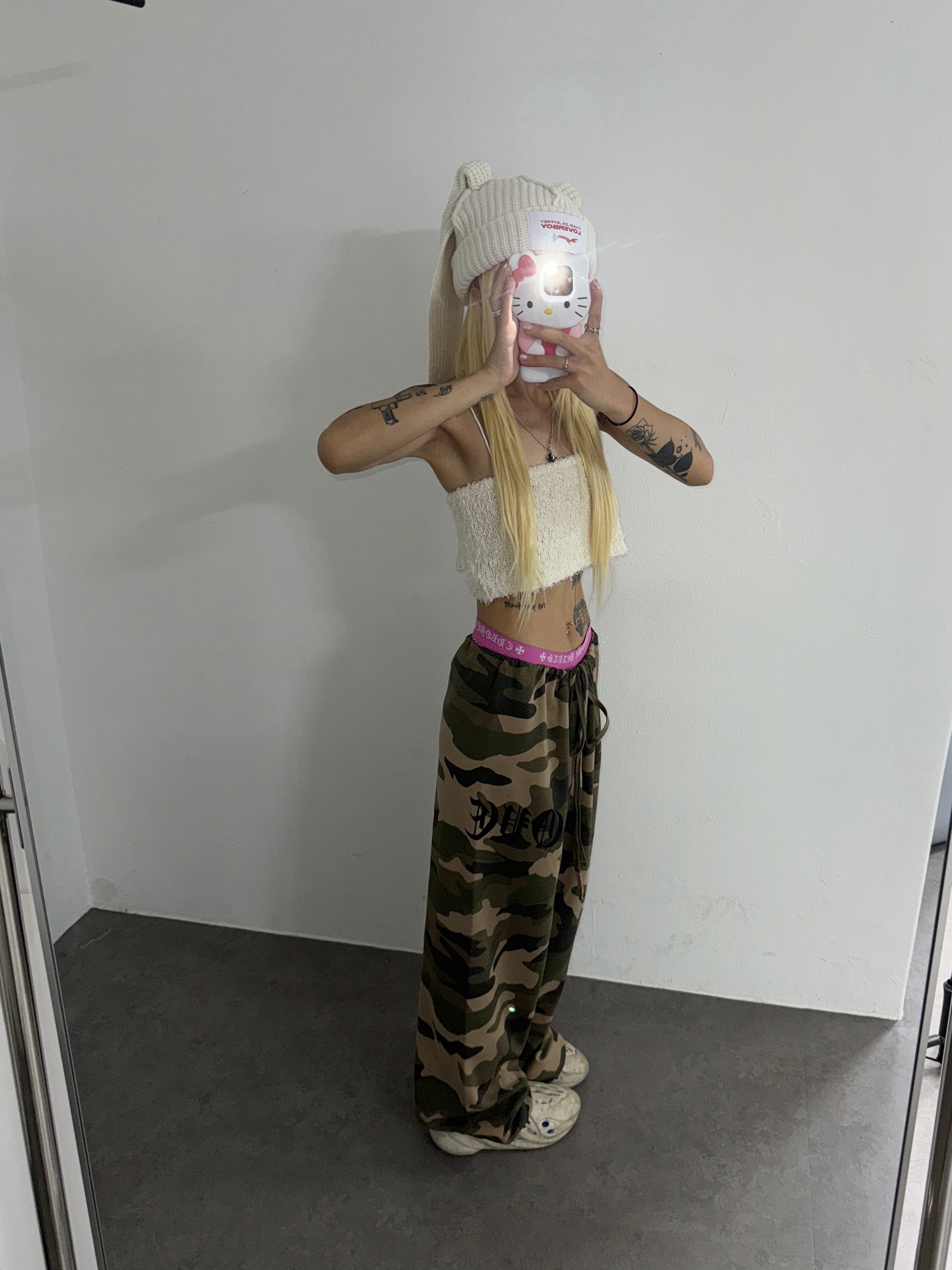 Charles Jeffrey Loverboy Chunky Rabbit Beanie Ecru 착용 스타일 - 1