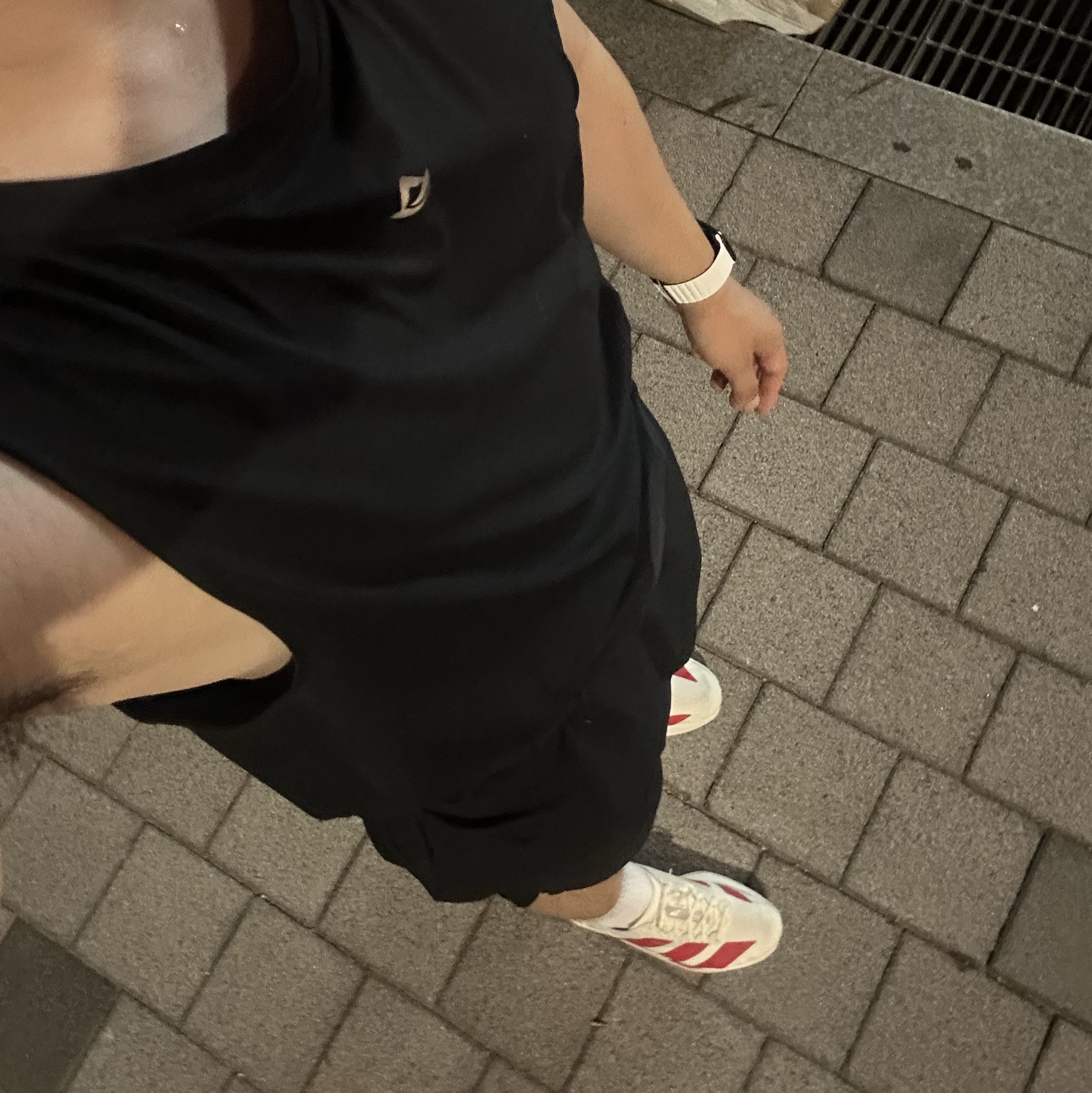Adidas Adizero Adios Pro 4 Off White Better Scarlet 착용 스타일 - 2