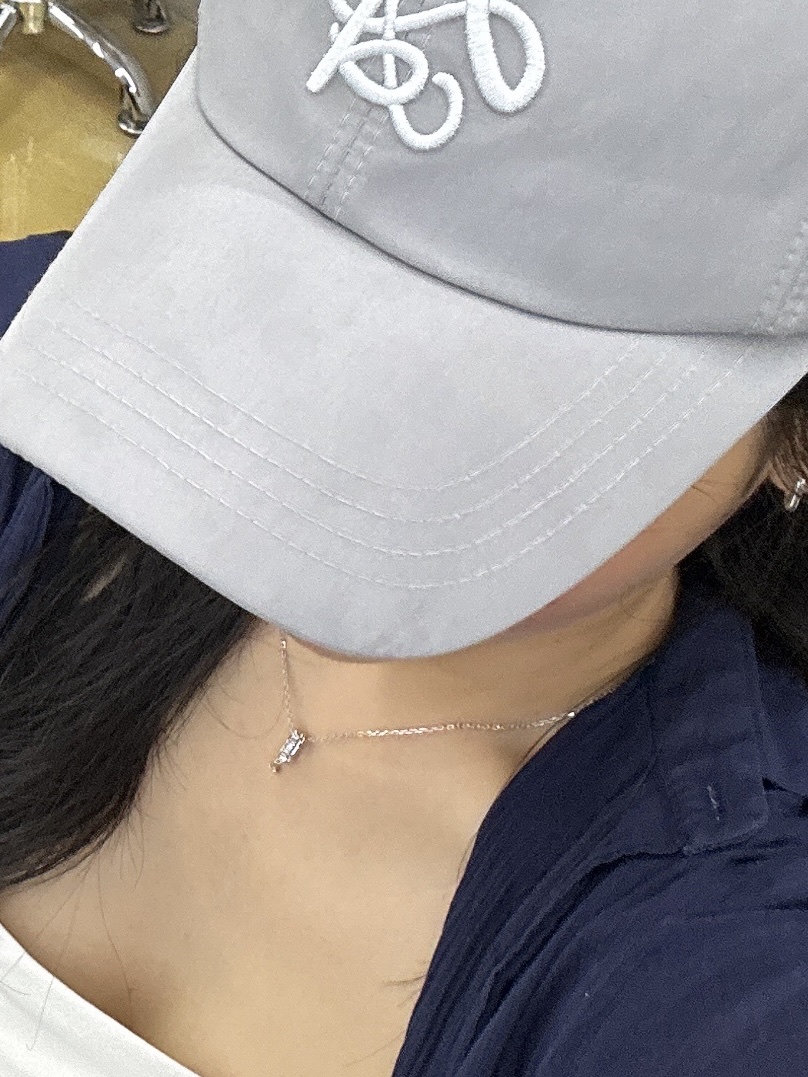 (W) Swarovski Dextera Pendant Mixed Cuts White Rhodium Plated 착용 스타일