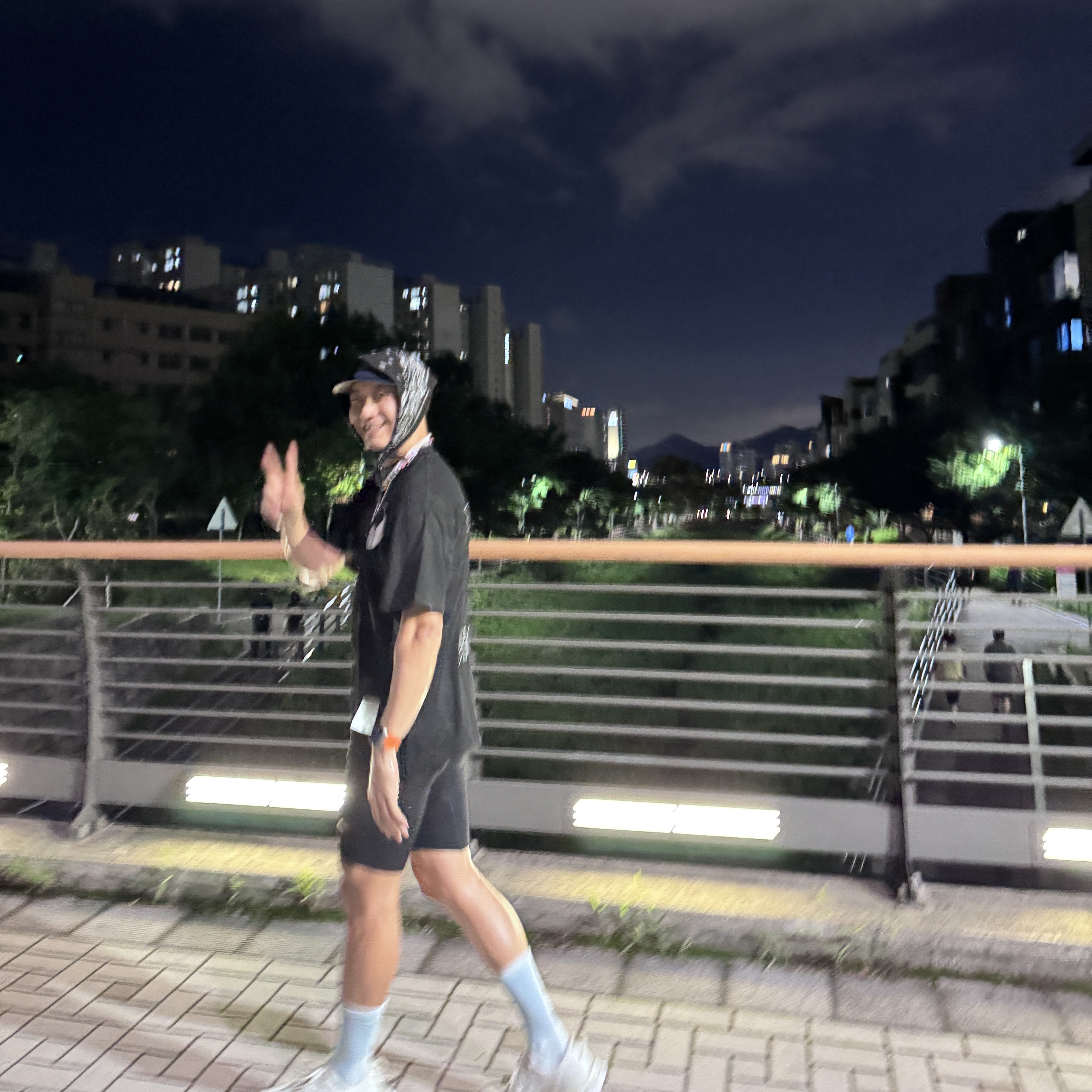 Asics Superblast 2 Bold Magenta Pink Glo, Nike Dri-Fit ADV Aeroswift Running Half Tights Black - Asia 착용 스타일 - 3