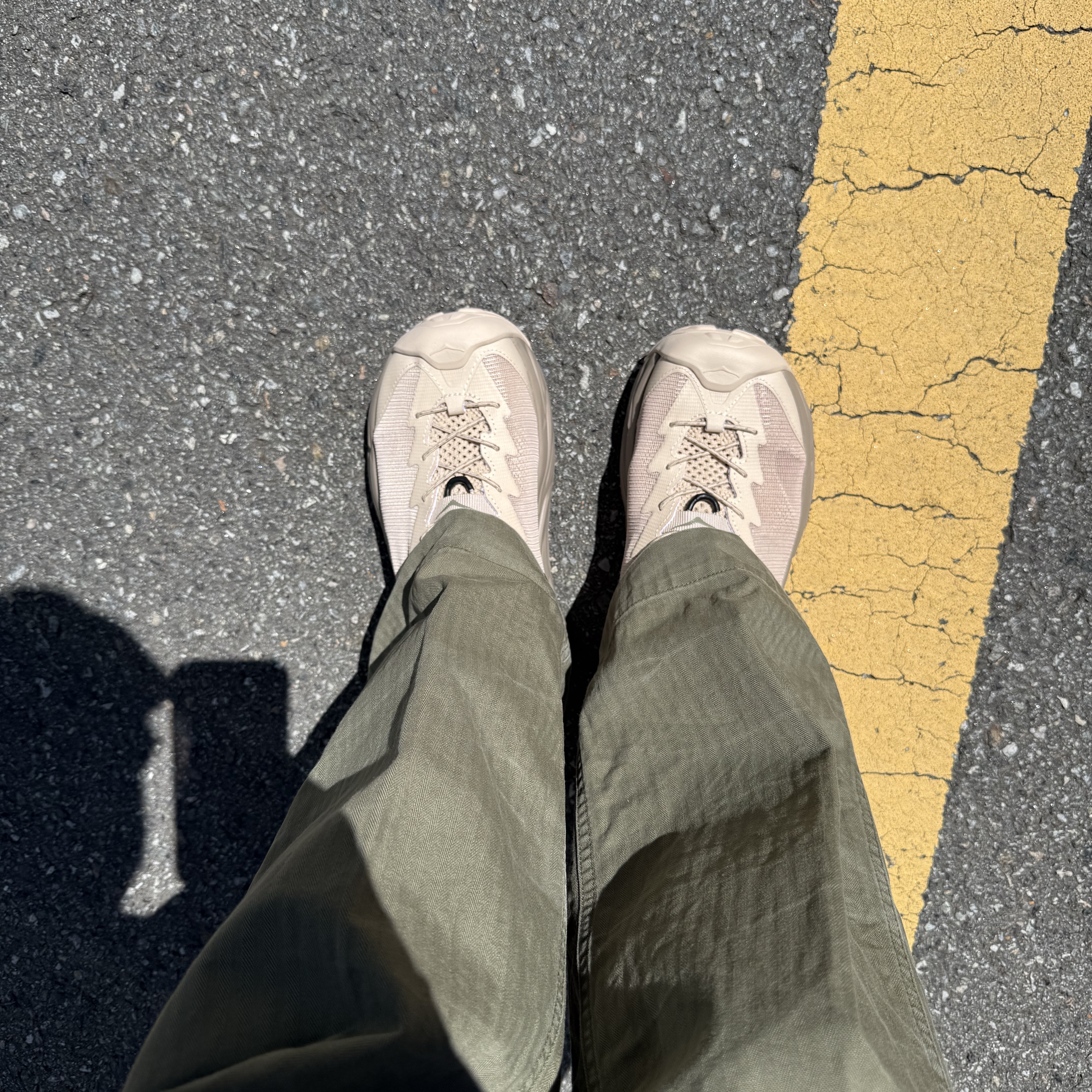 Hoka Hopara 2 Shifting Sand 착용 스타일