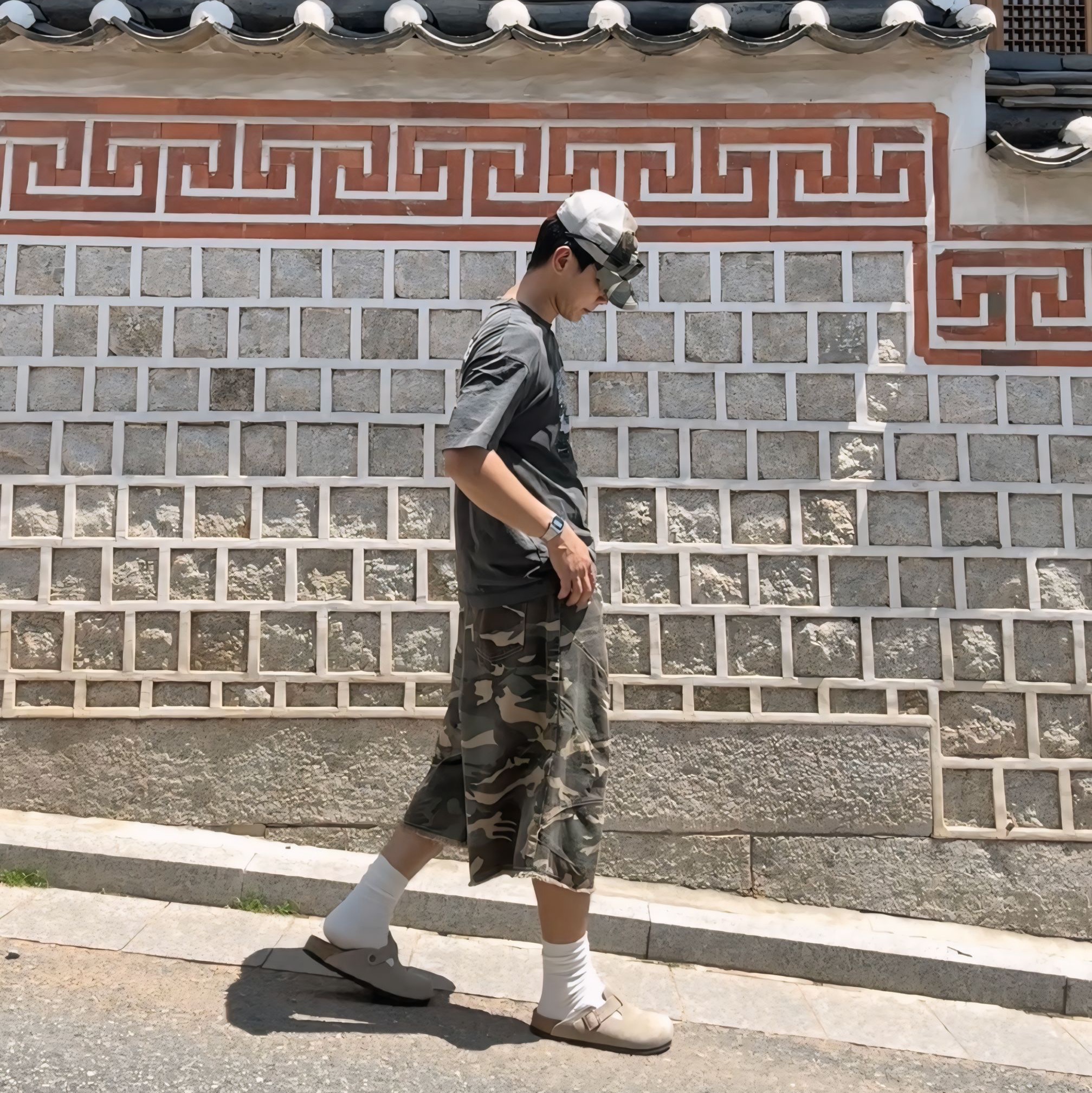 Birkenstock Boston Soft Footbed Taupe - Narrow 착용 스타일 - 2