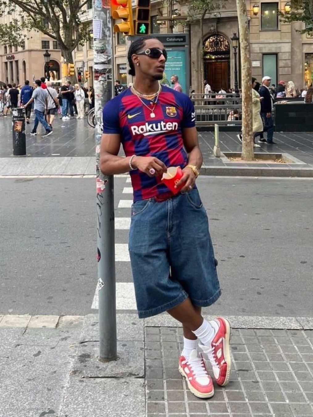 Supreme x Nike Denim Short Indigo - 24SS, Nike FC Barcelona 2020/21 Dri-Fit Stadium Home Jersey Deep Royal Blue Varsity Maize (Non Marking Ver.) 착용 스타일 - 8