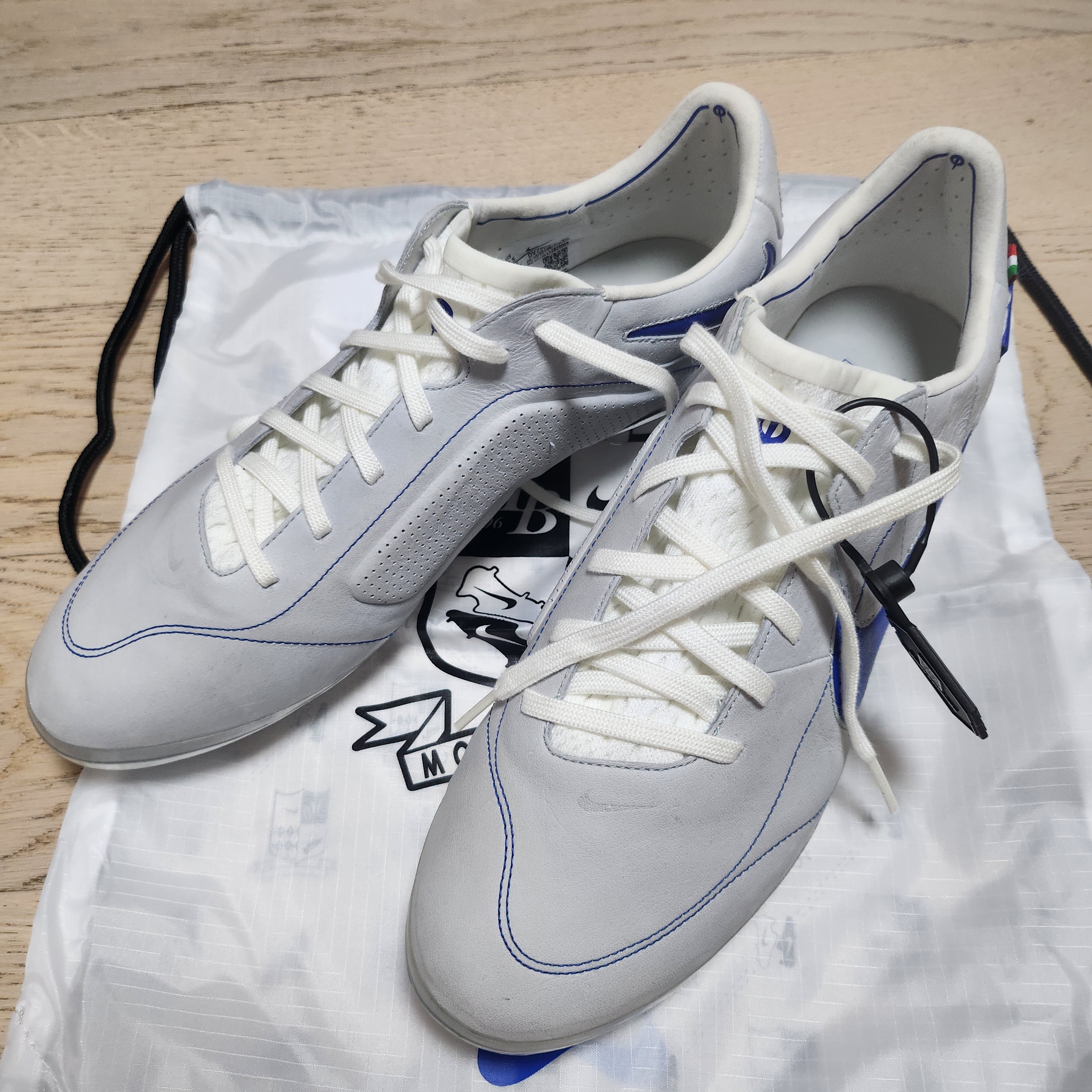 Nike Tiempo Legend 9 Elite MI AG White Game Royal 착용 스타일 - 2