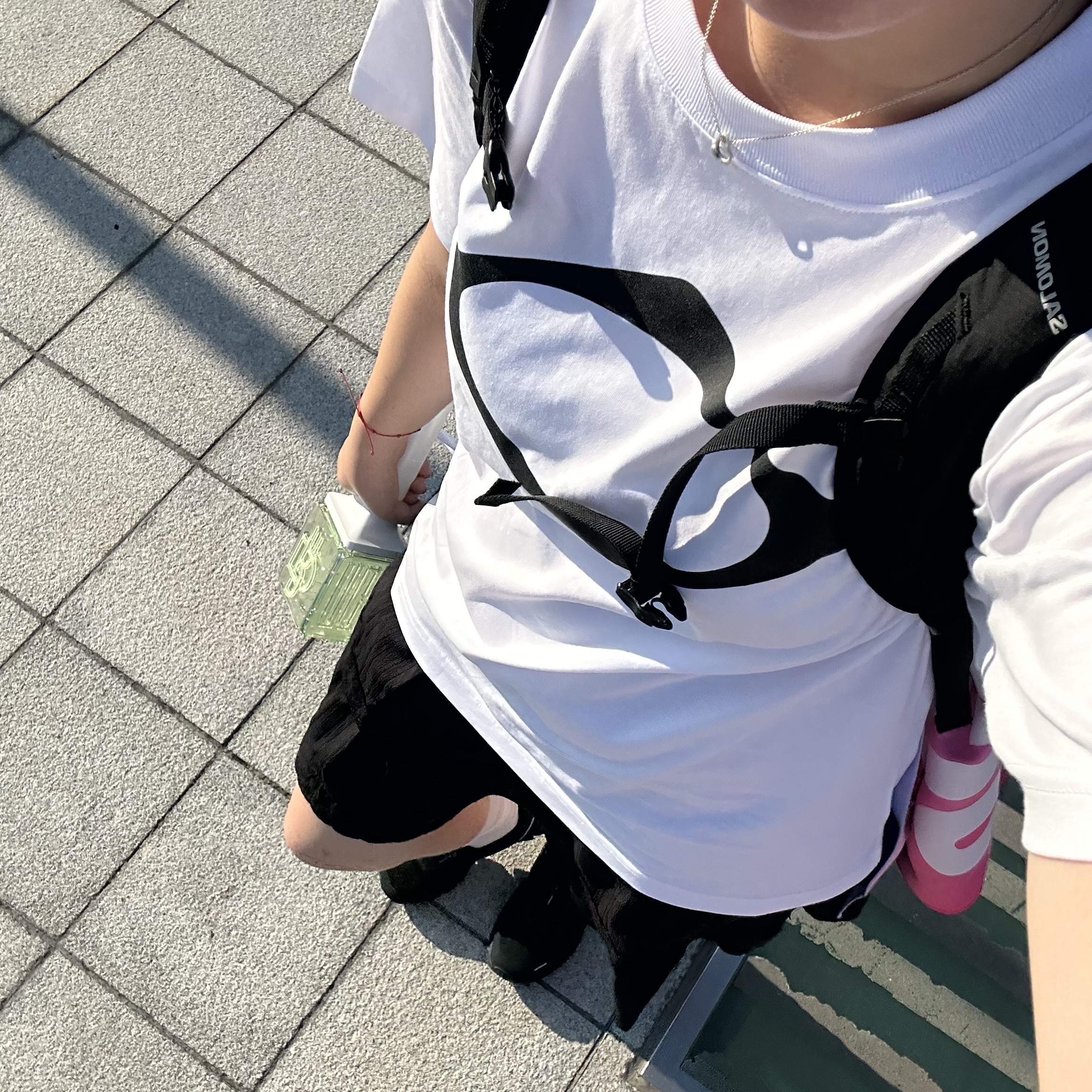 (W) Mischief Rhombus T-Shirt White, Salomon Trailblazer 10 Black 착용 스타일 - 1