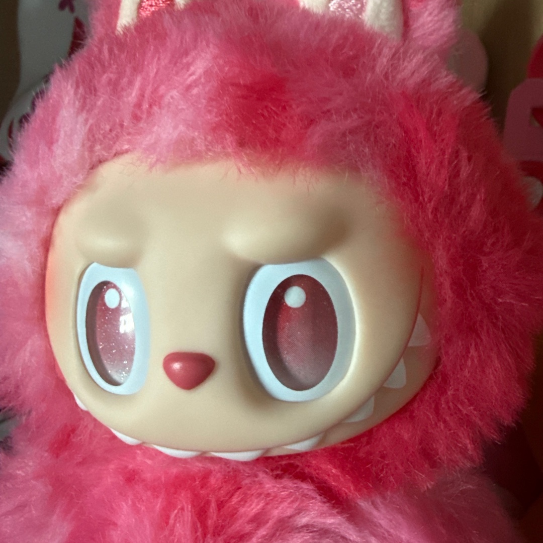 Pop Mart Labubu The Monsters Highlight Series Sealed Case (1 Blind Box) 착용 스타일