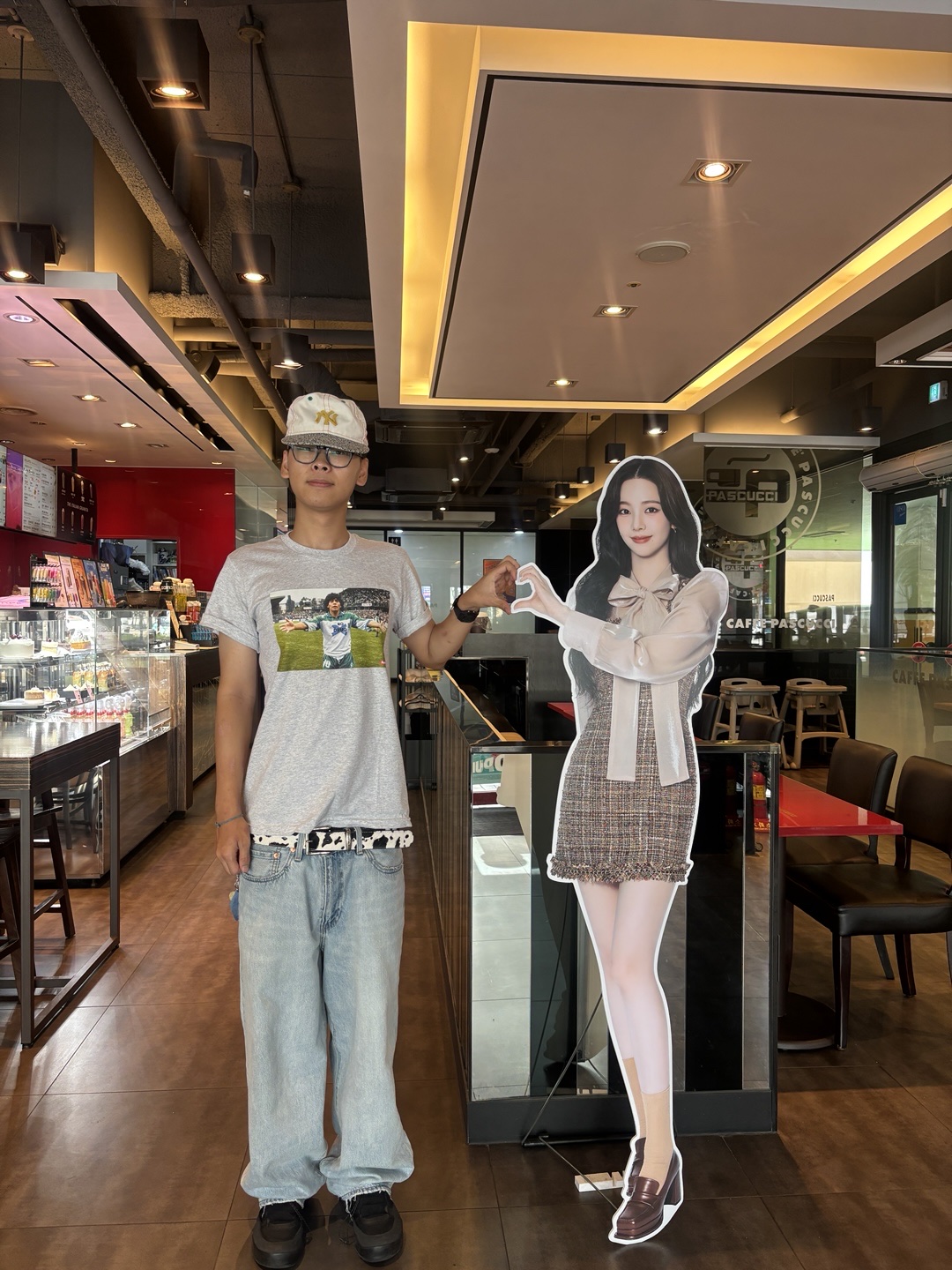 Supreme Maradona T-Shirt Ash Grey - 24SS 착용 스타일 - 3