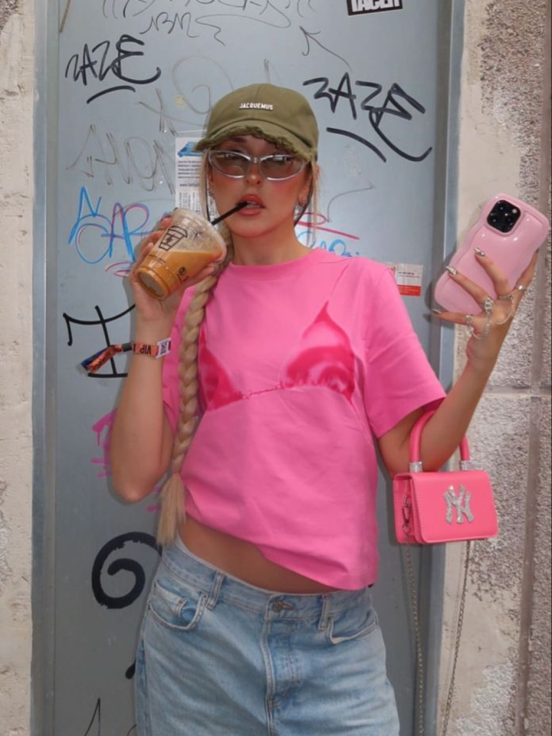 Supreme Cracked Arc S/S Top Pink - 24SS, Stussy World Tour T-Shirts Cayenne 2025 착용 스타일 - 2