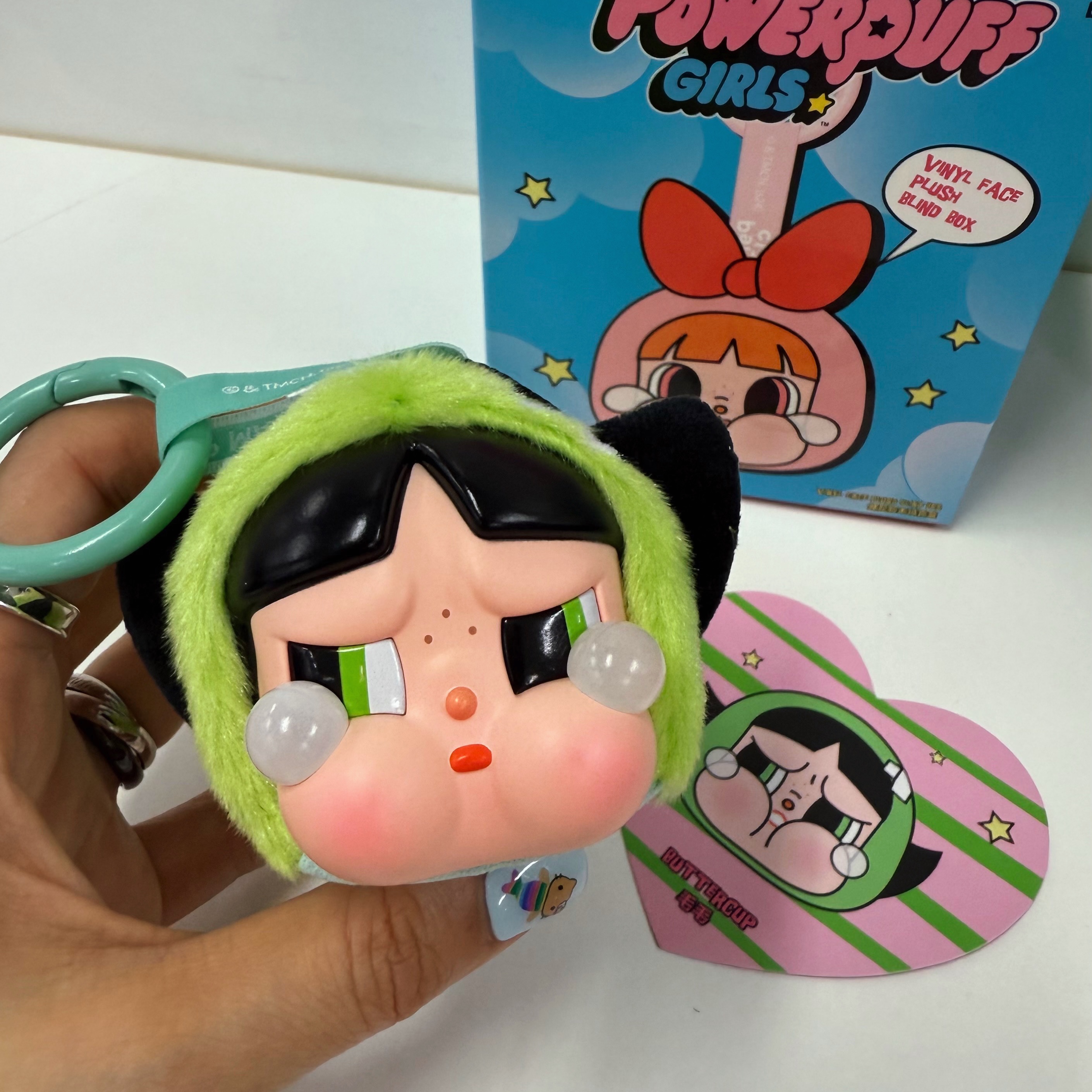 Pop Mart Crybaby x Powerpuff Girls Series Keyring Buttercup (Opened Case) 착용 스타일