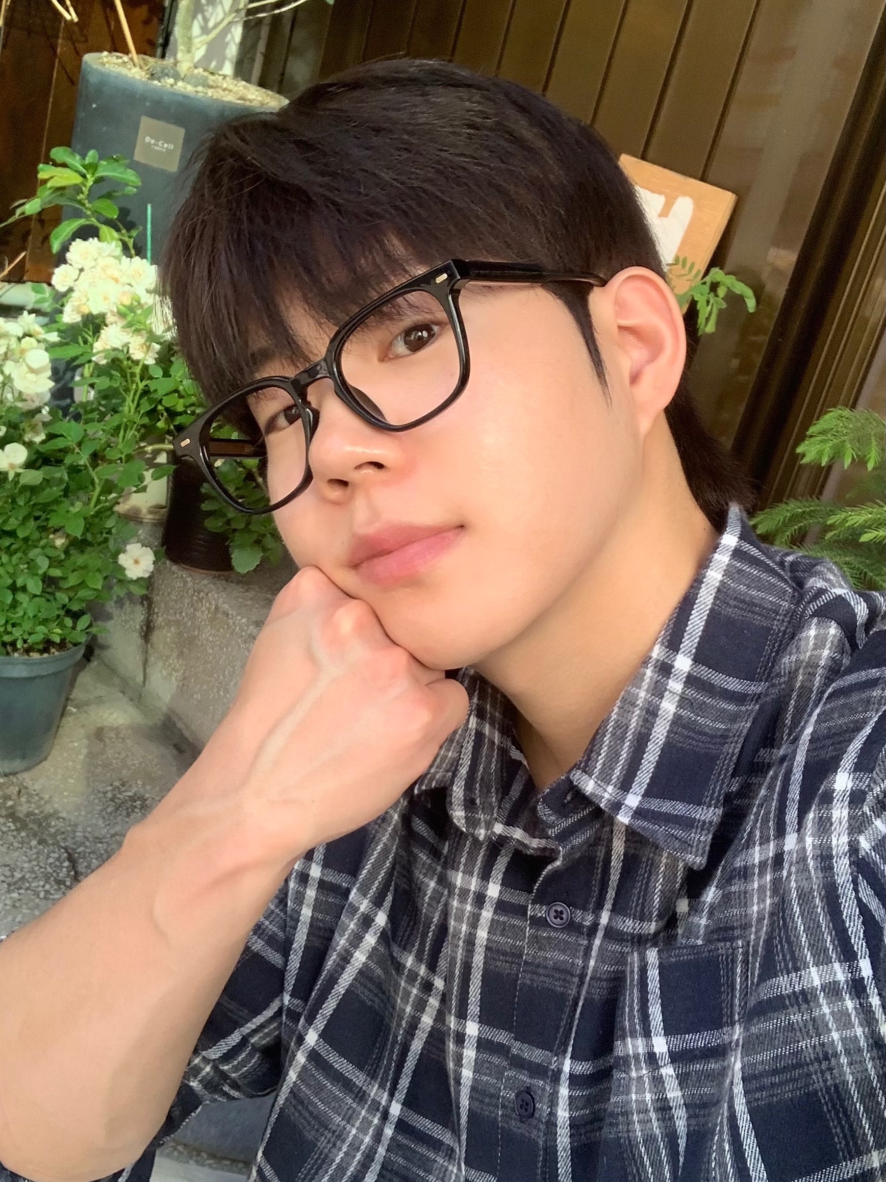 IYSO Ute Black 착용 스타일 - 2