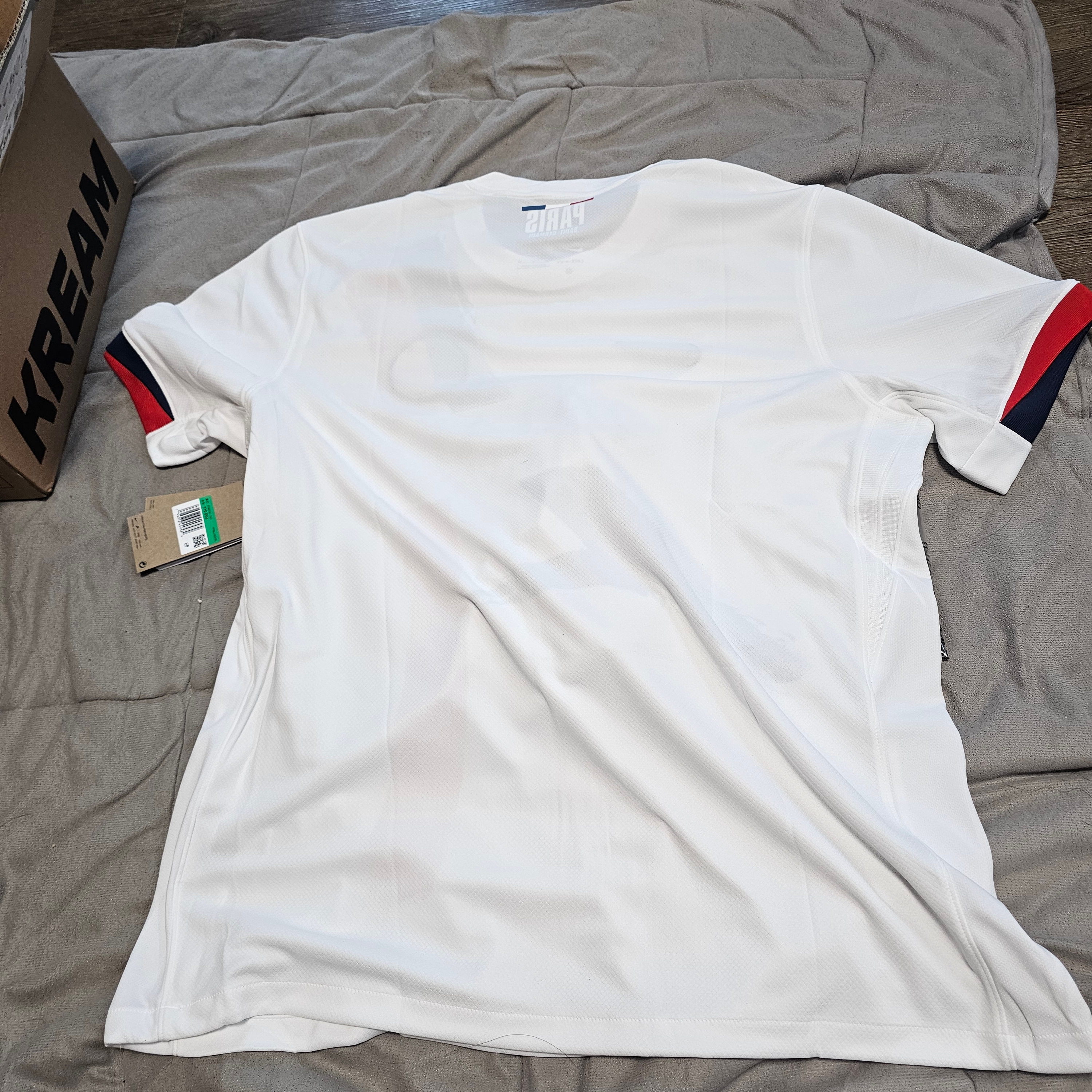 Nike Paris Saint-Germain 2024/26 Dri-Fit Stadium Away Replica Jersey White Midnight Navy (Non Marking Ver.) 착용 스타일 - 4
