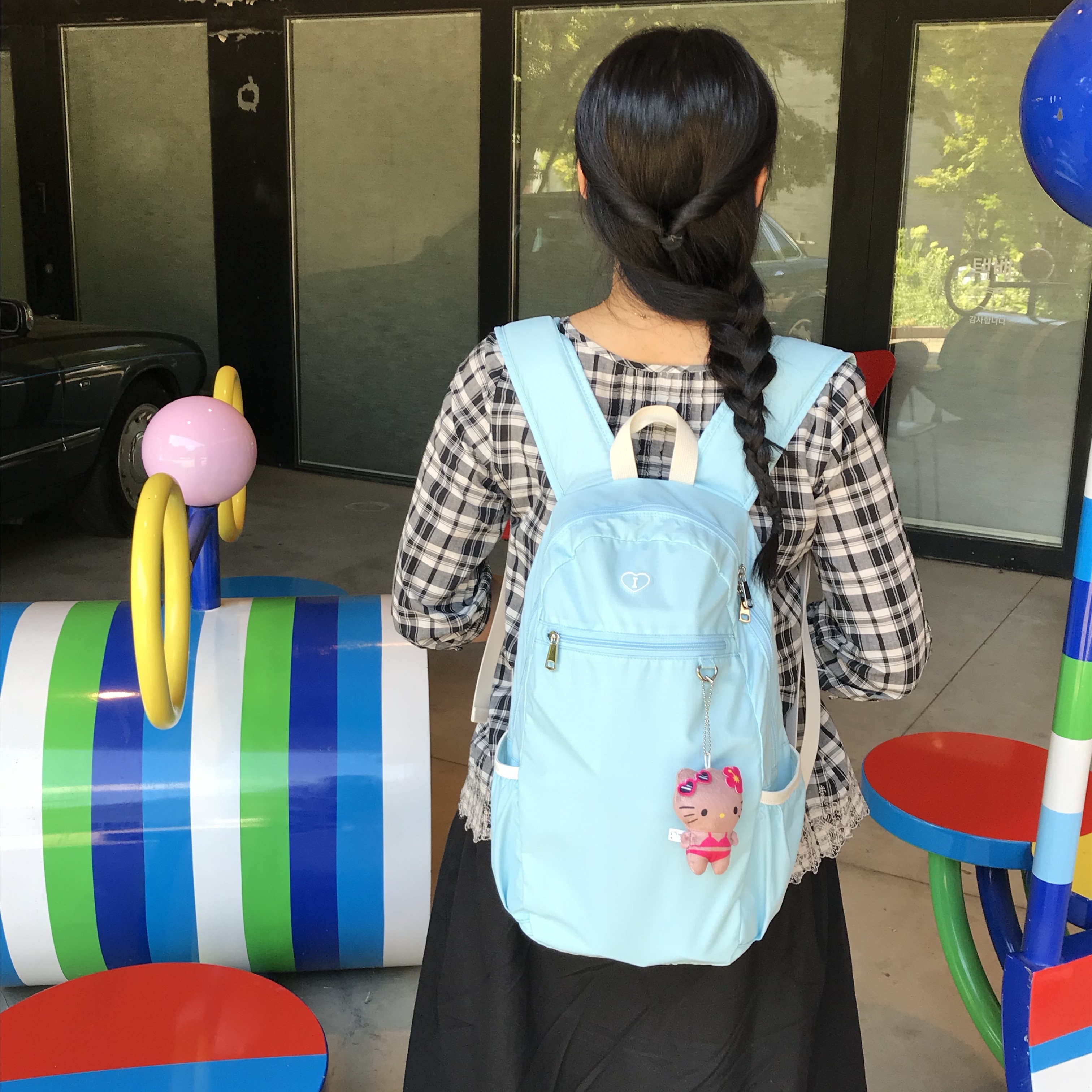 Isummerly Love Walk Backpack Light Blue 착용 스타일 - 1
