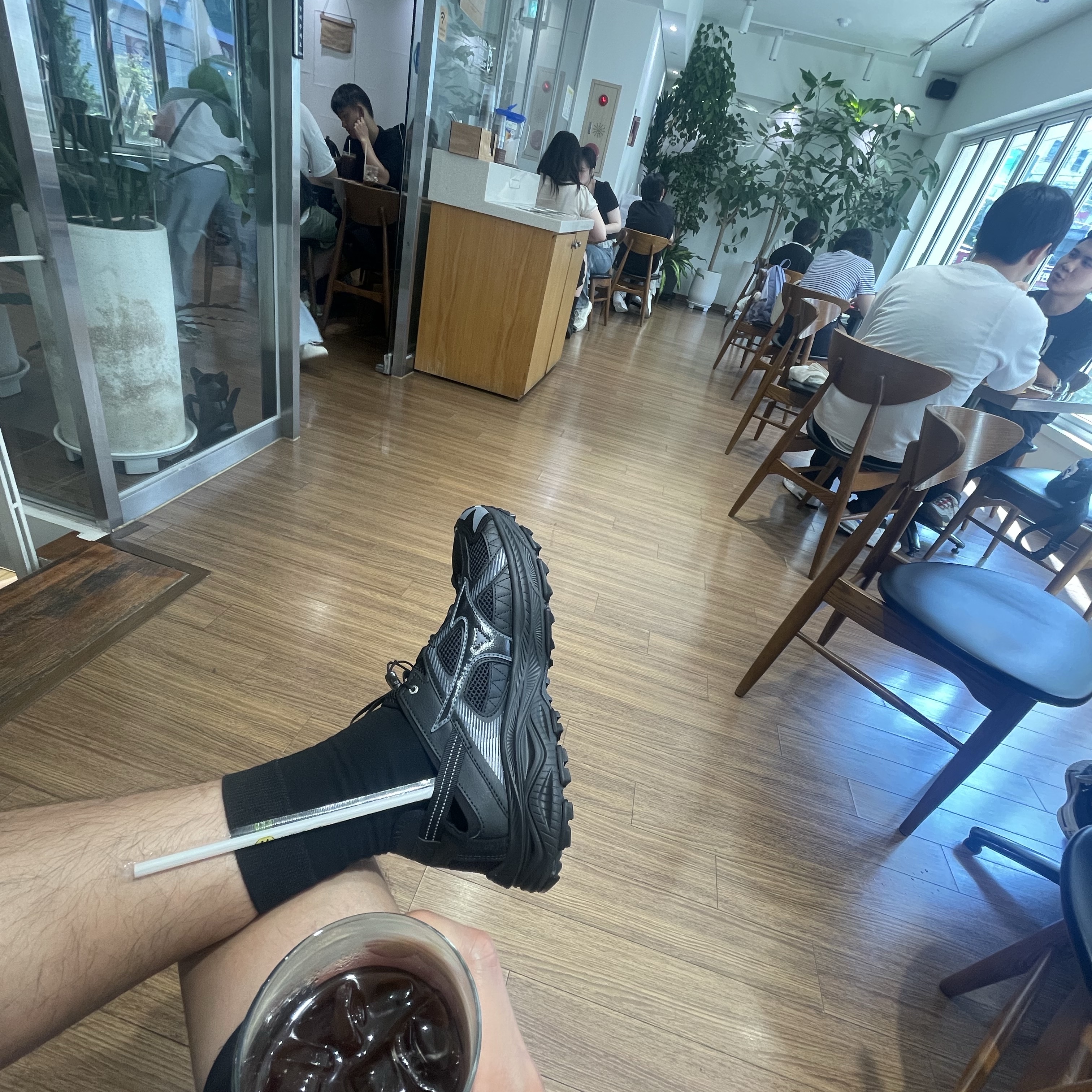 Mizuno Racer Trail SE Black 착용 스타일