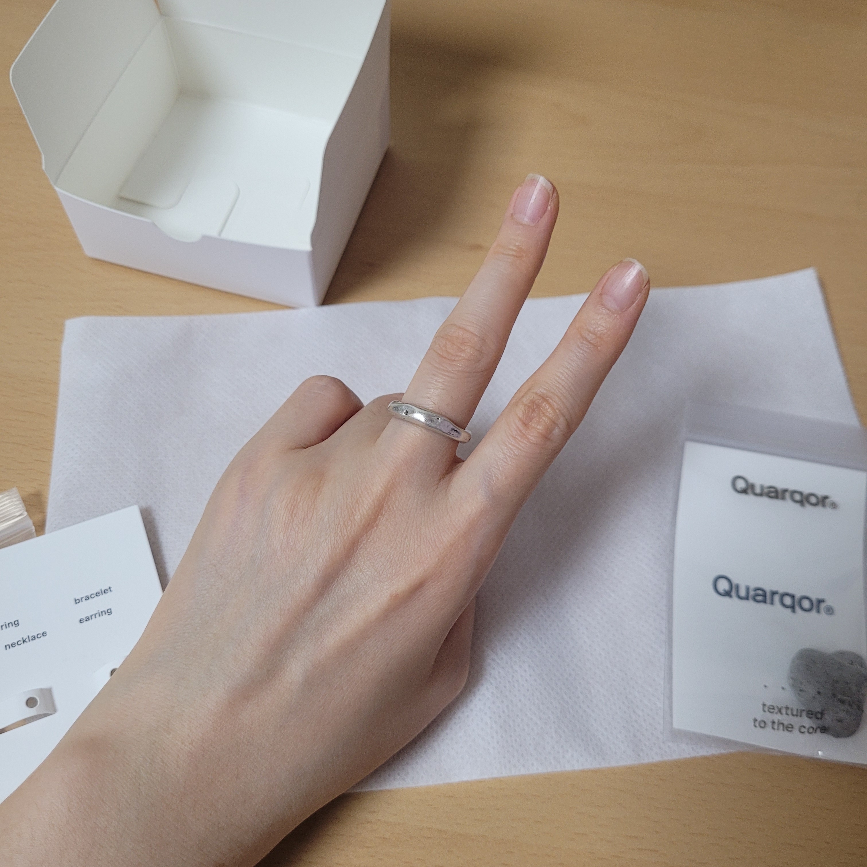 Quarqor #3106 Ring 착용 스타일 - 5