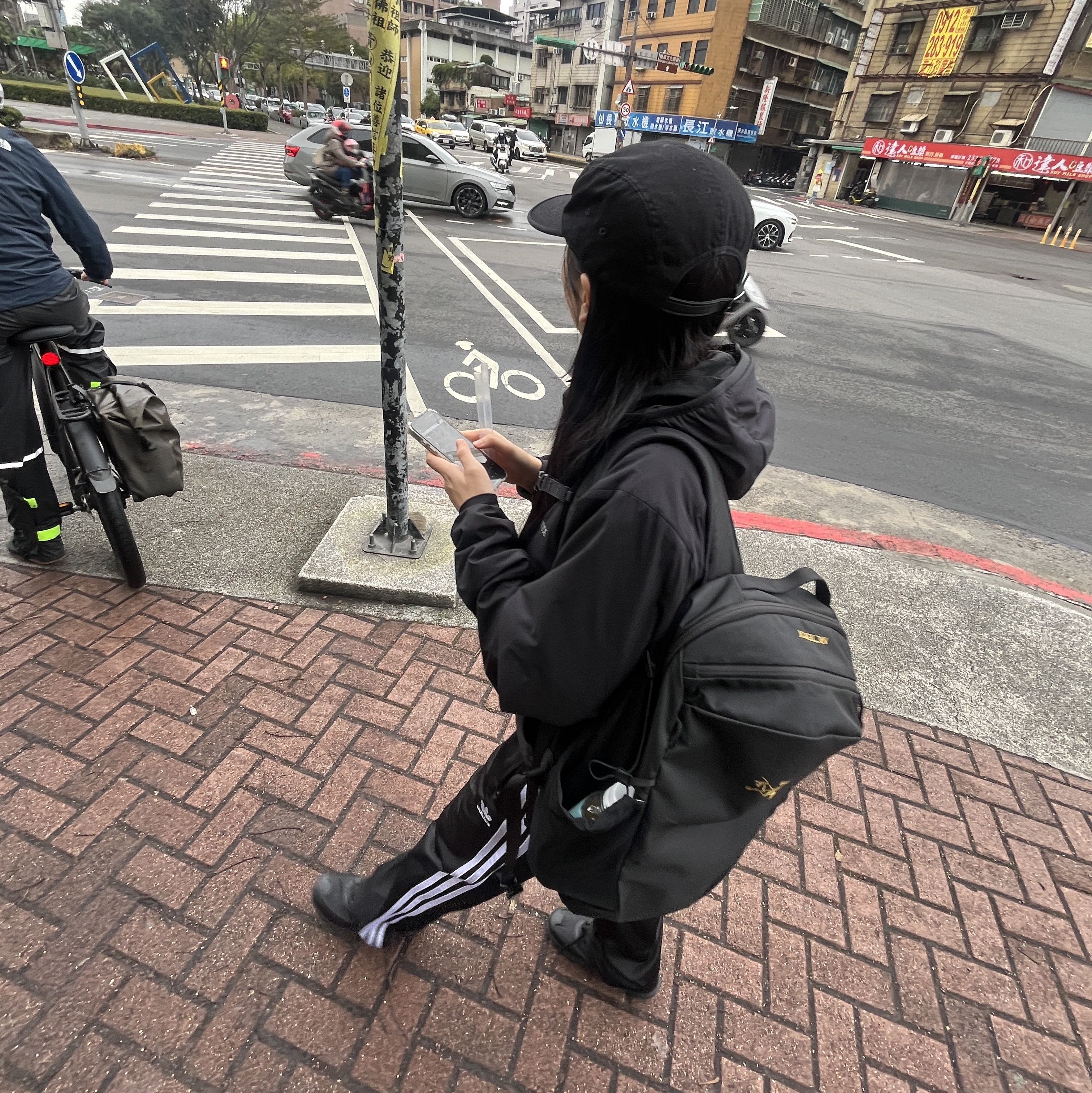 (W) Adidas Originals Firebird Loose Track Pants Black - KR Sizing, Arc'teryx Mantis 26 Backpack Black 착용 스타일