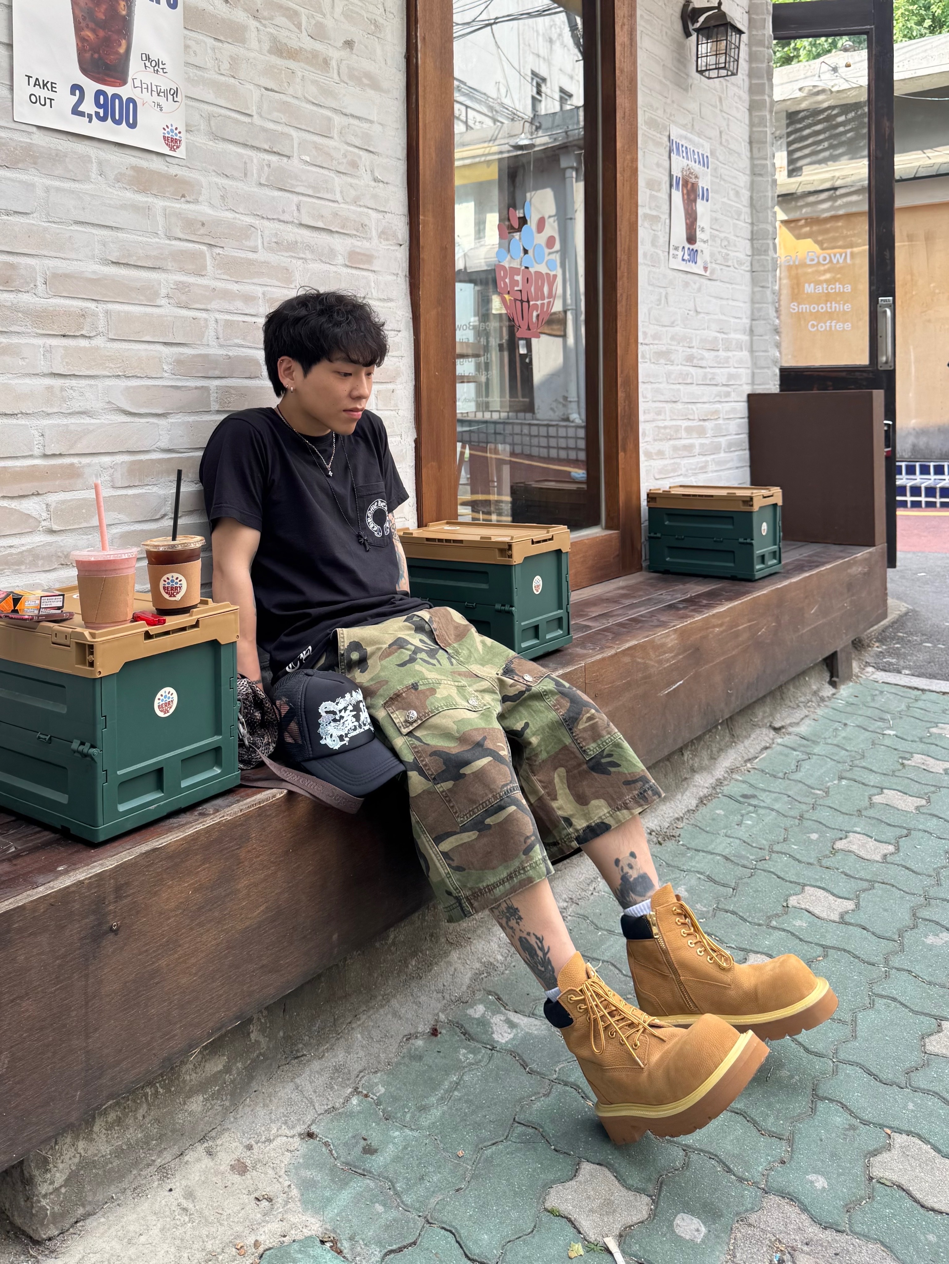 Supreme Mesh Mini Duffle Bag Truetimber Kanati Camo - 25SS, Scudo Vintage Cube Drop Necklace 착용 스타일 - 4