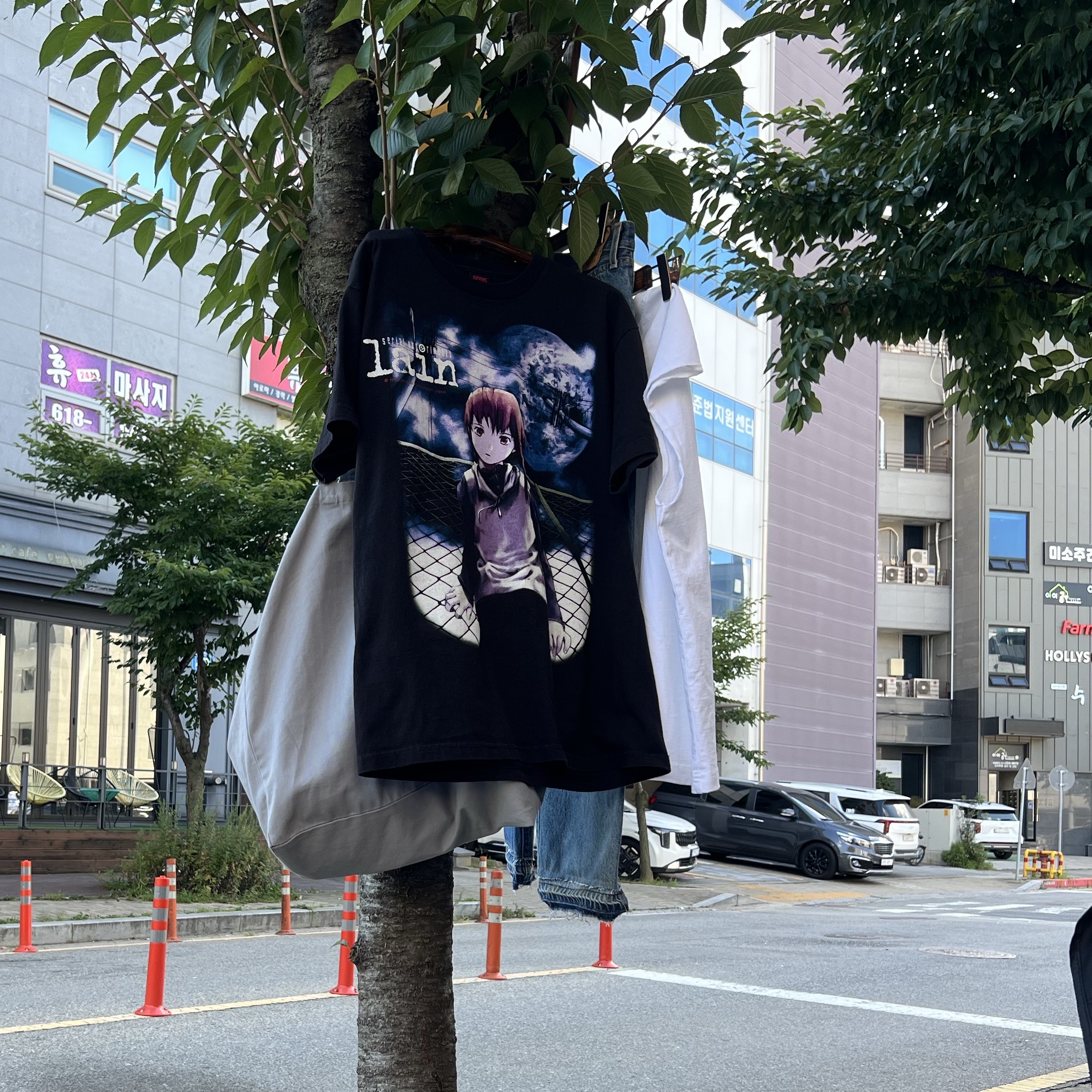 Saint Mxxxxxx x Pluto S/S T-Shirt Navy, Saint Mxxxxxx x Serial Experiments Lain x Geeks Rule S/S T-Shirt Black - 25AW 착용 스타일 - 2