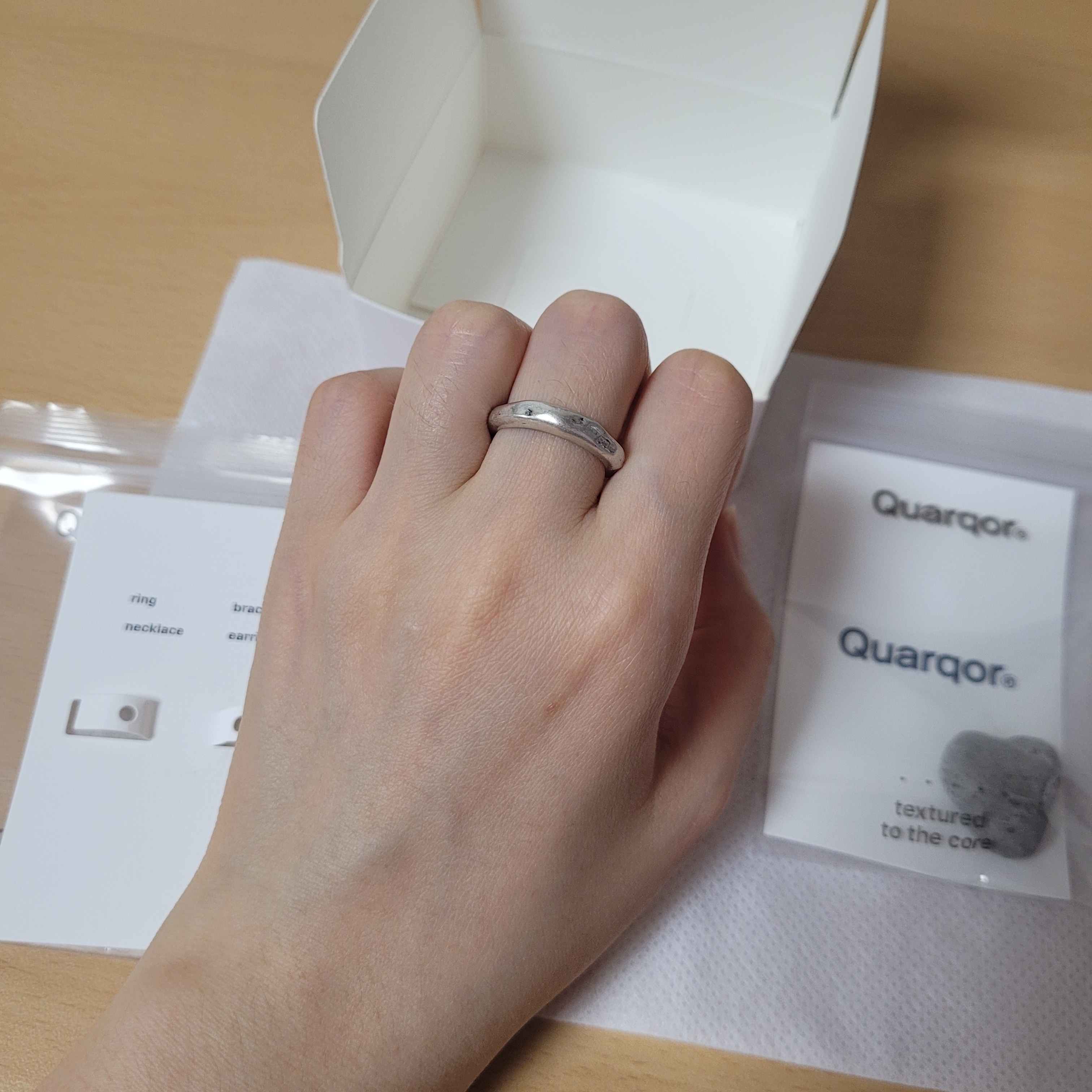 Quarqor #3106 Ring 착용 스타일 - 4