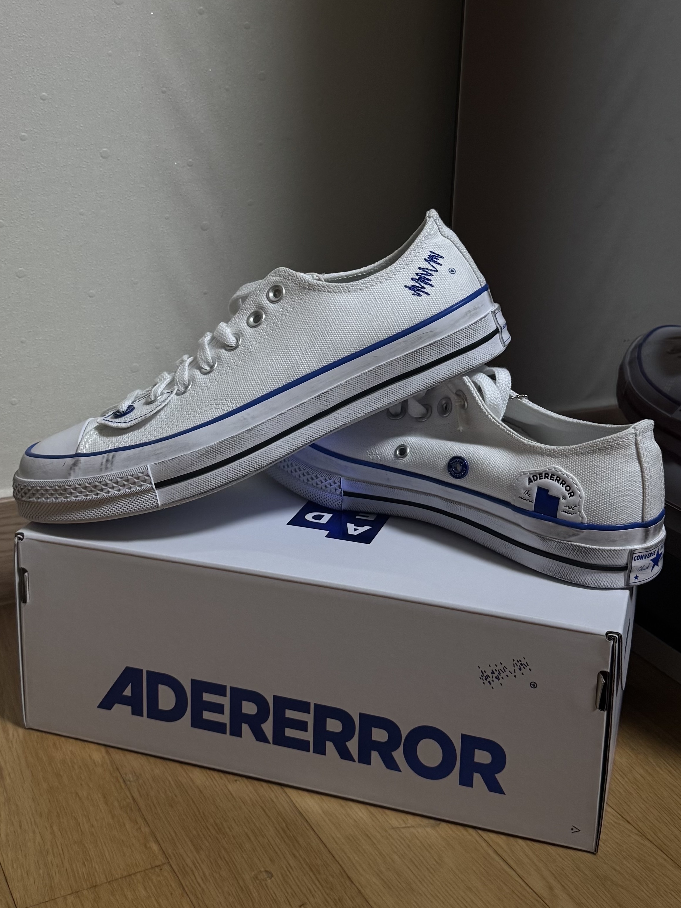 Converse x Ader Error Sig; Chuck 70 Low White Blue 착용 스타일