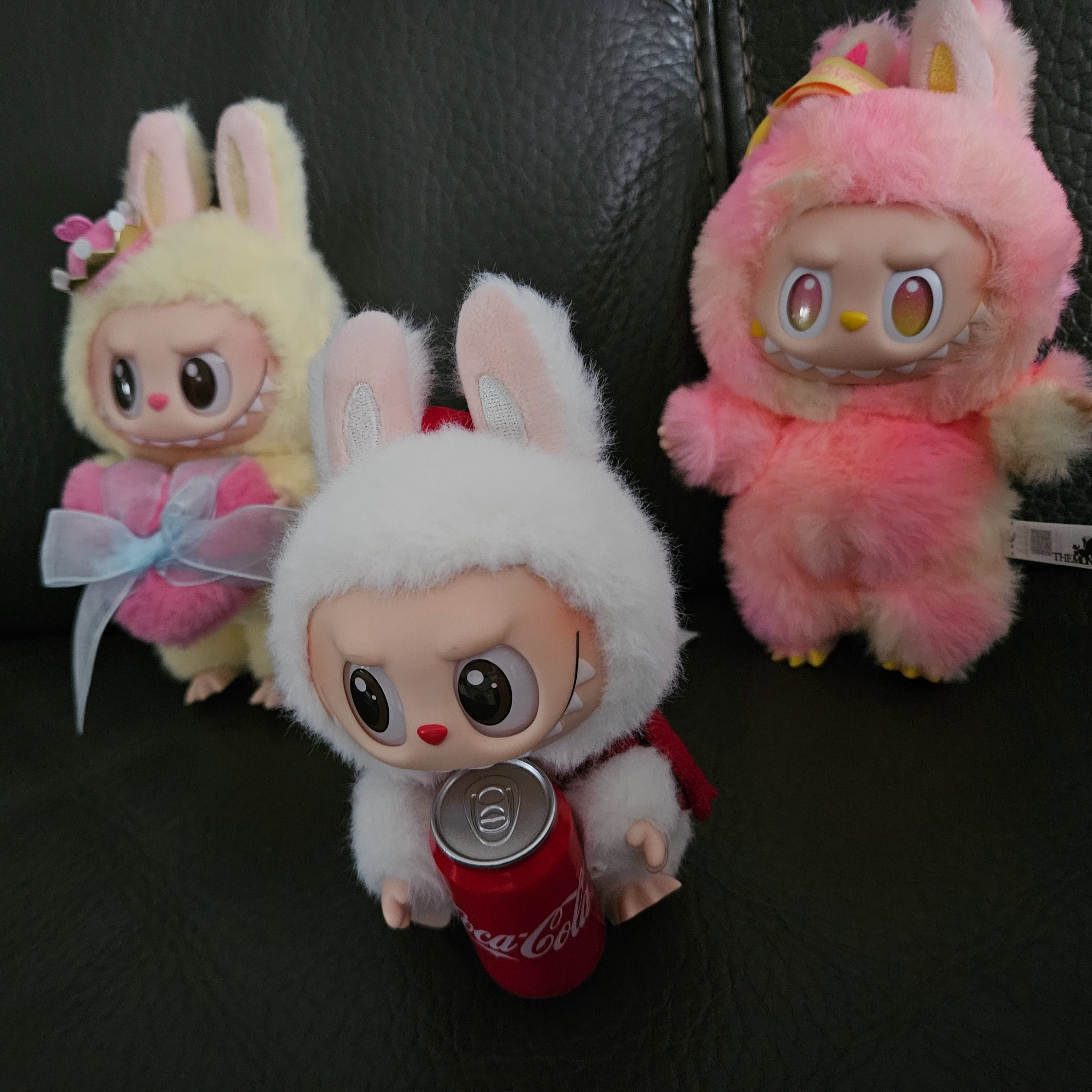 Pop Mart Labubu Coca Cola Series Happy Factor Keyring (Opened Case), Pop Mart Labubu The Monsters Highlight Series Loyalty Keyring (Opened Case) 착용 스타일