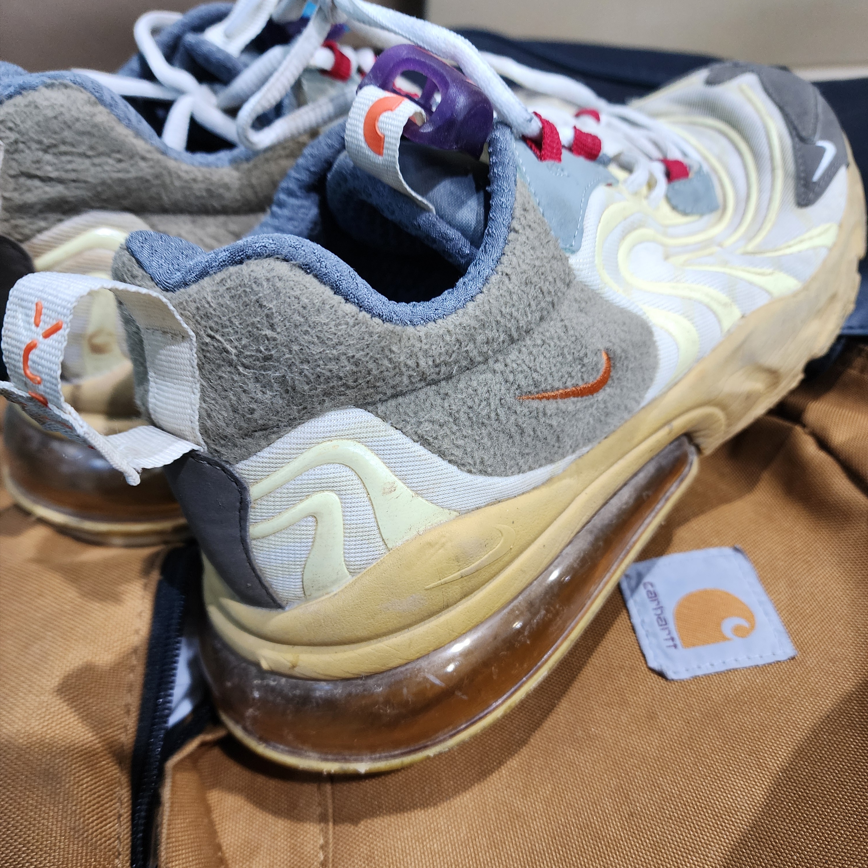 Nike x Travis Scott Air Max 270 React Cactus Trails 착용 스타일
