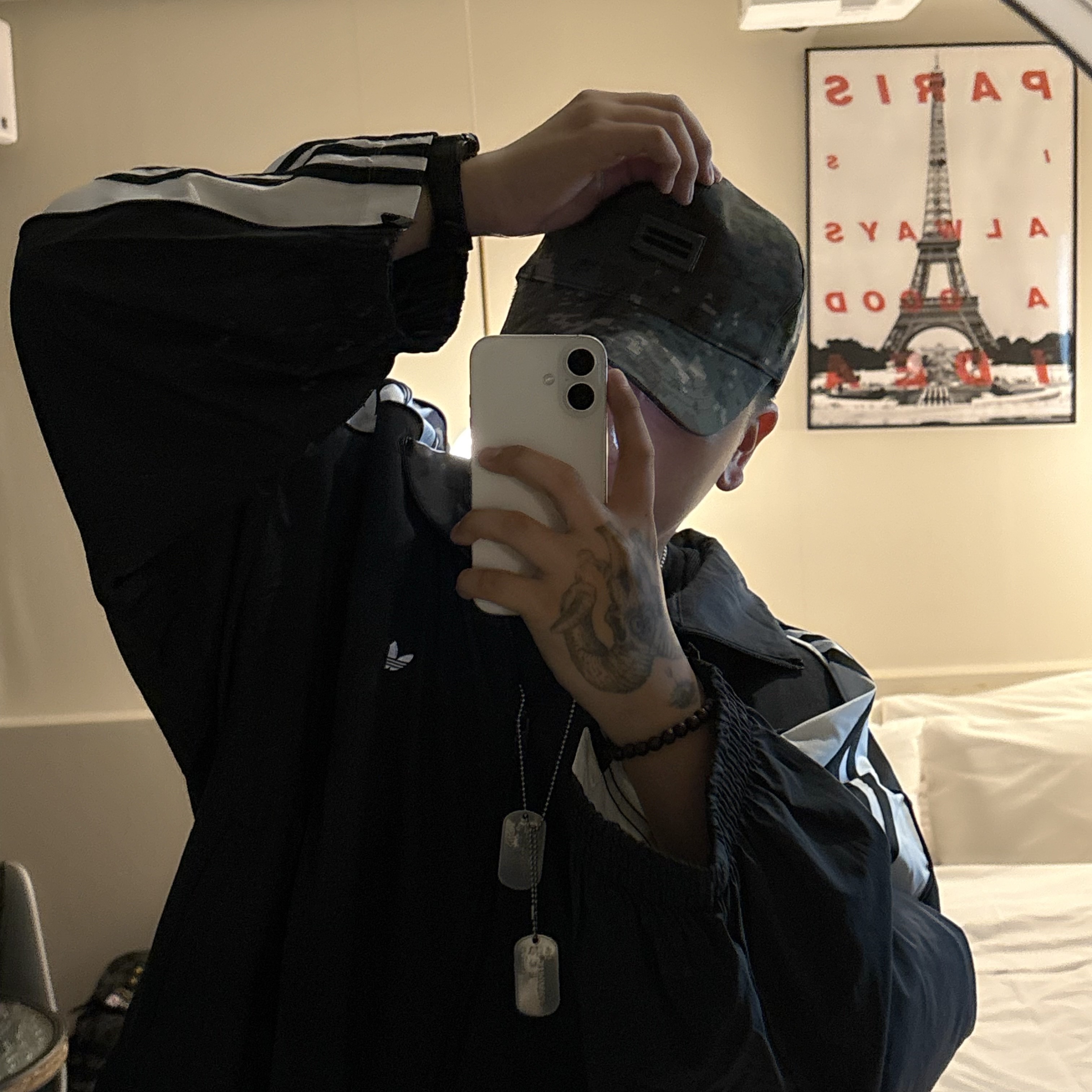 (W) Adidas Adilenium Season 3 Zip Track Top Black - KR Sizing 착용 스타일