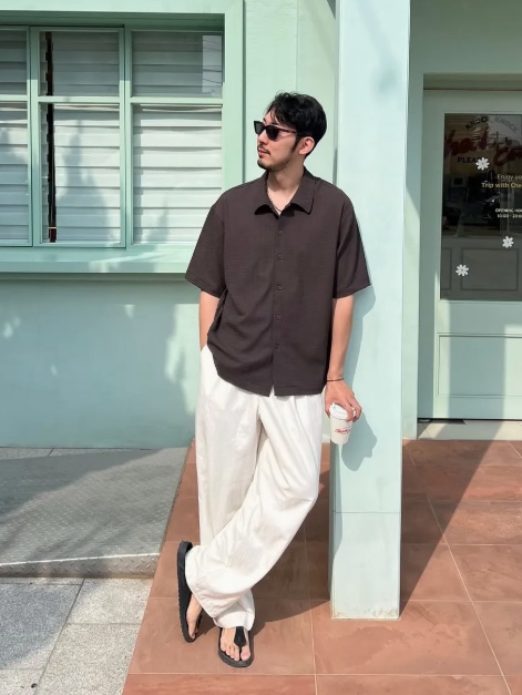 WESLEY HYUSTON Breeze Open Collar Half Knit Shirt Dark Brown 착용 스타일 - 2