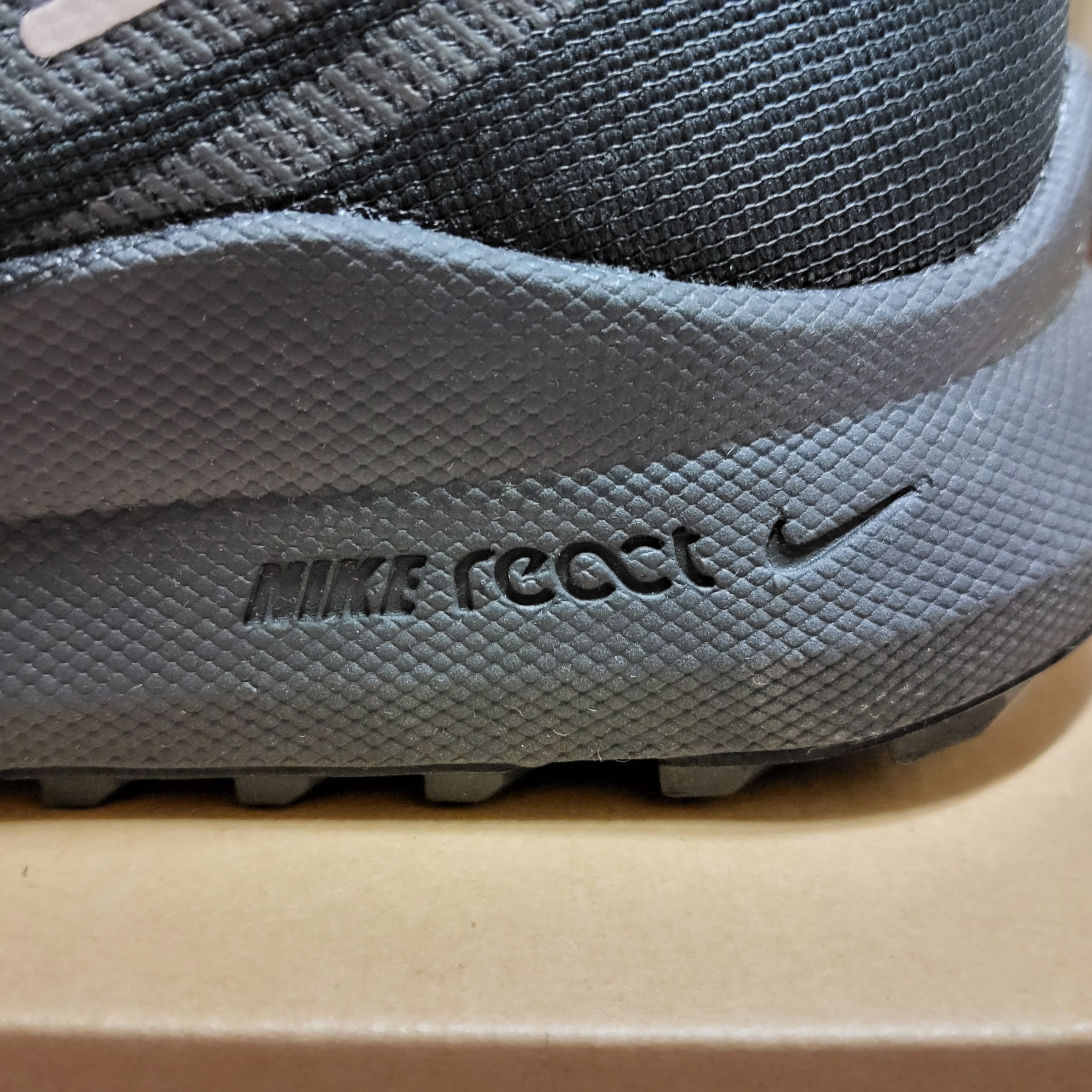 Nike React Pegasus Trail 4 Gore-Tex Black Velvet Brown 착용 스타일 - 4