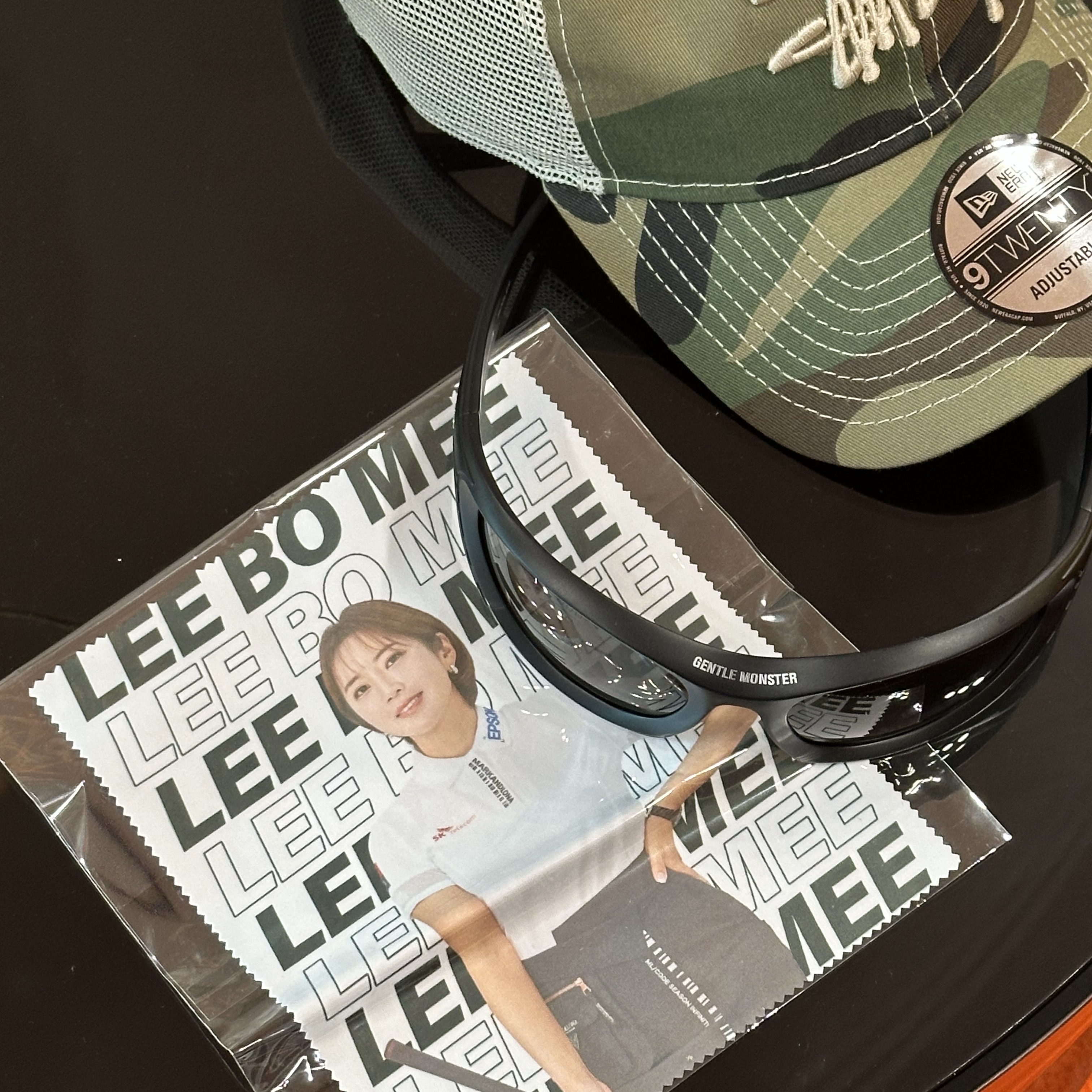 Gentle Monster x Mugler Spiral 02 M01 Black Gray, Stussy New Era 9twenty Basic Trucker Woodland Camo 착용 스타일
