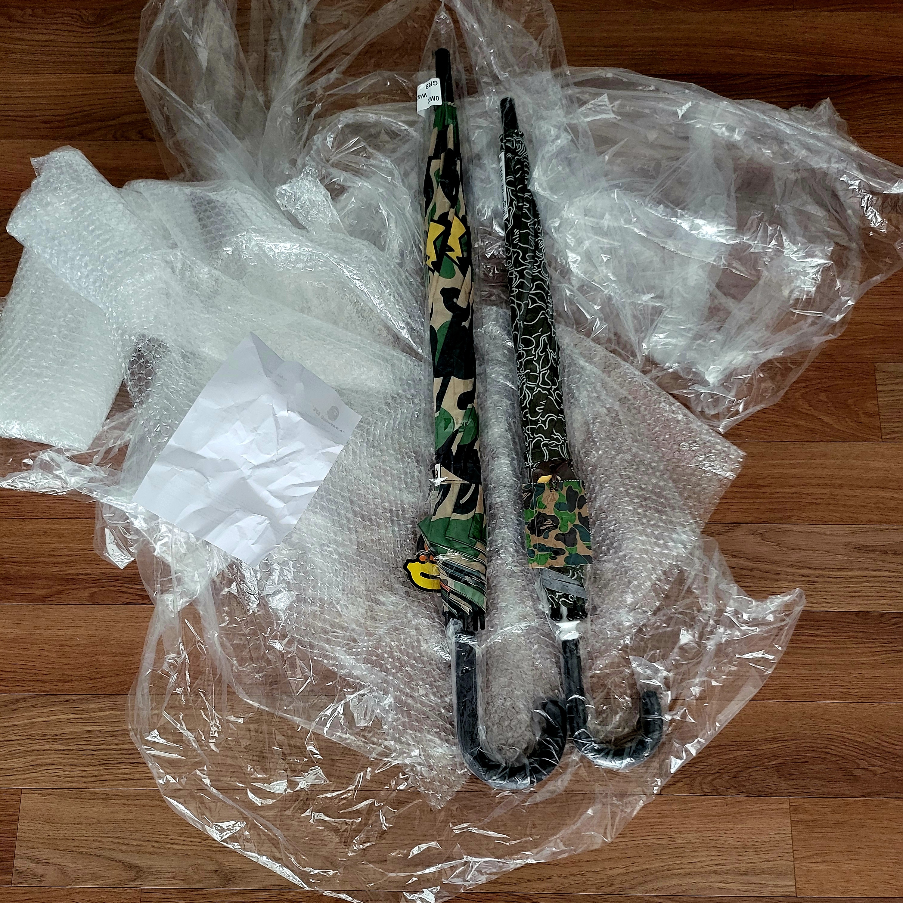BAPE New ABC Milo All Friends Umbrella Green 착용 스타일 - 2