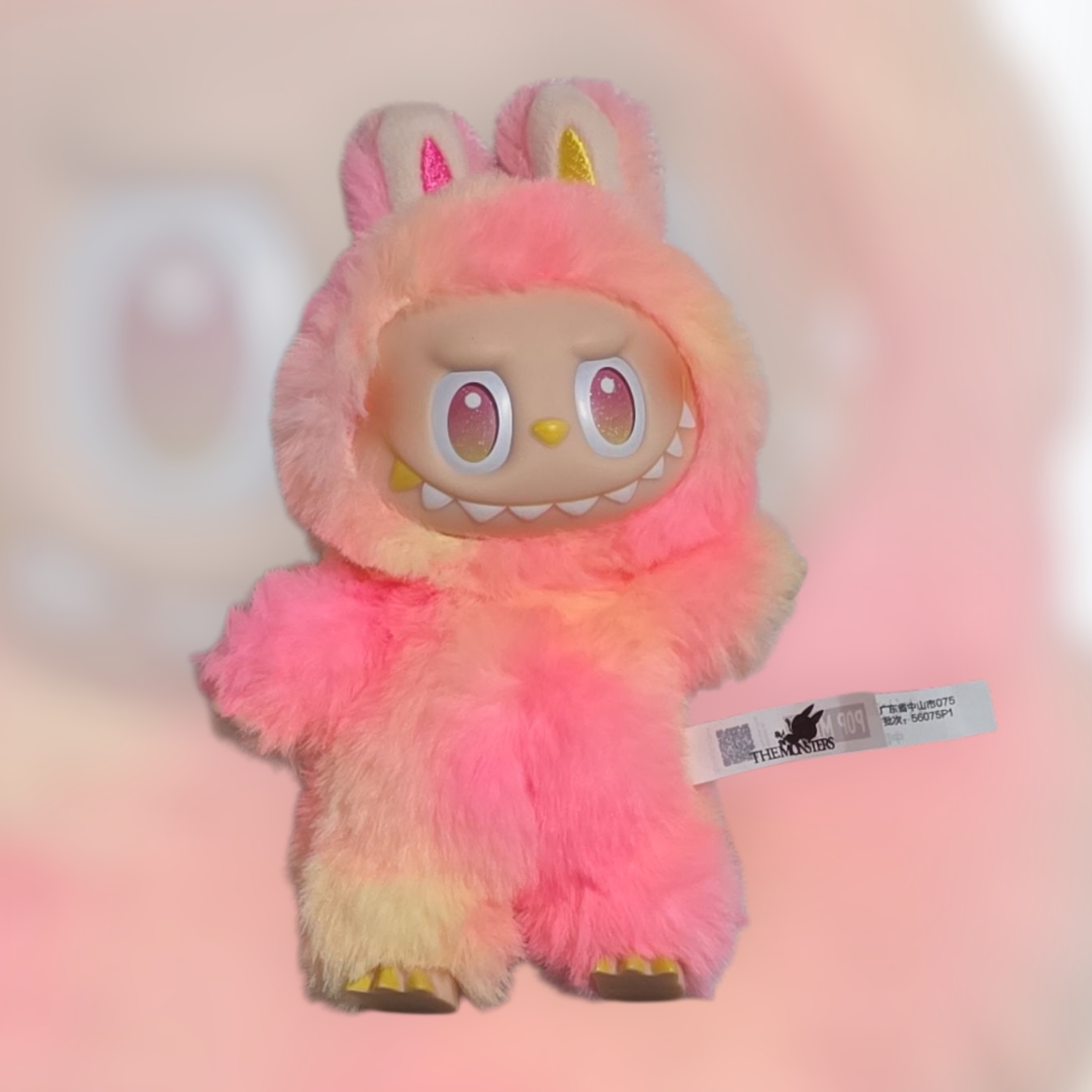 Pop Mart Labubu The Monsters Highlight Series Loyalty Keyring (Opened Case) 착용 스타일