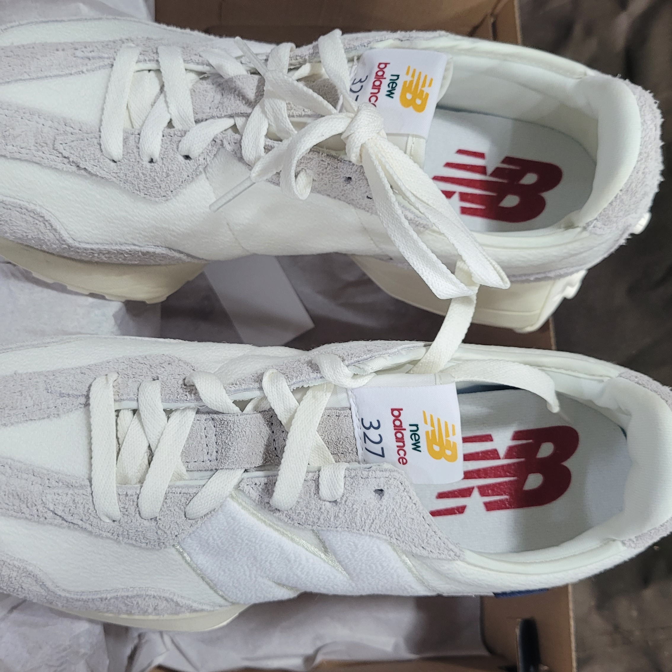 New Balance 327 Moonbeam Rain Cloud 착용 스타일 - 7