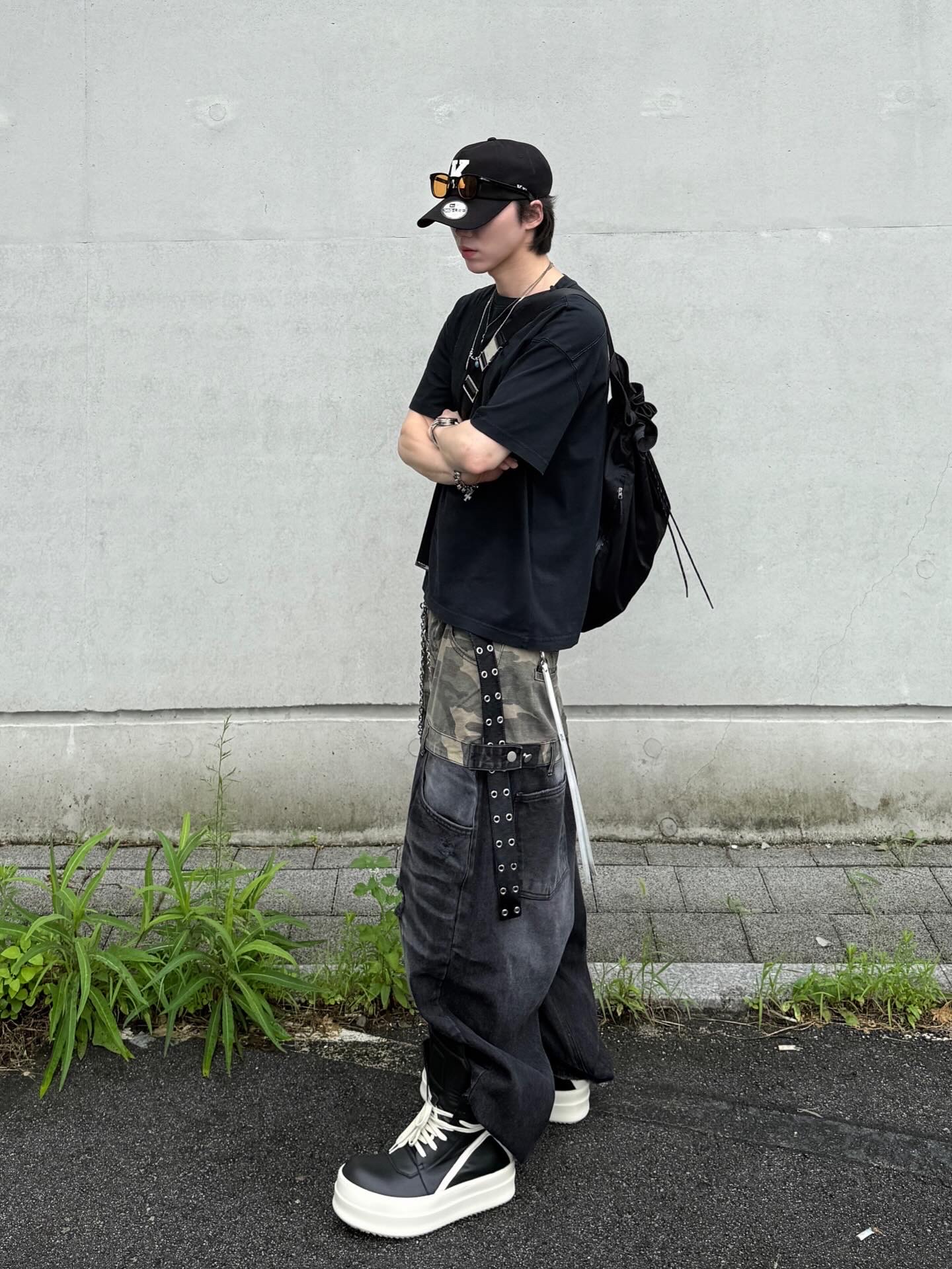 [KREAM 단독] Kamien x KOIN SEOUL K Logo Ball Cap Black, Rick Owens Hollywood Mega Bumper Geobasket in Full Grain Calf Leather Black Milk 착용 스타일 - 1