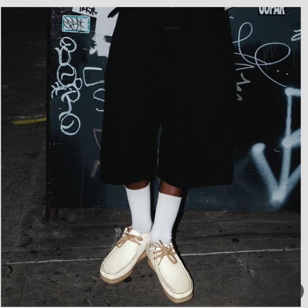 Clarks x Supreme Reflective Wallabee Natural - 25SS 착용 스타일 - 1