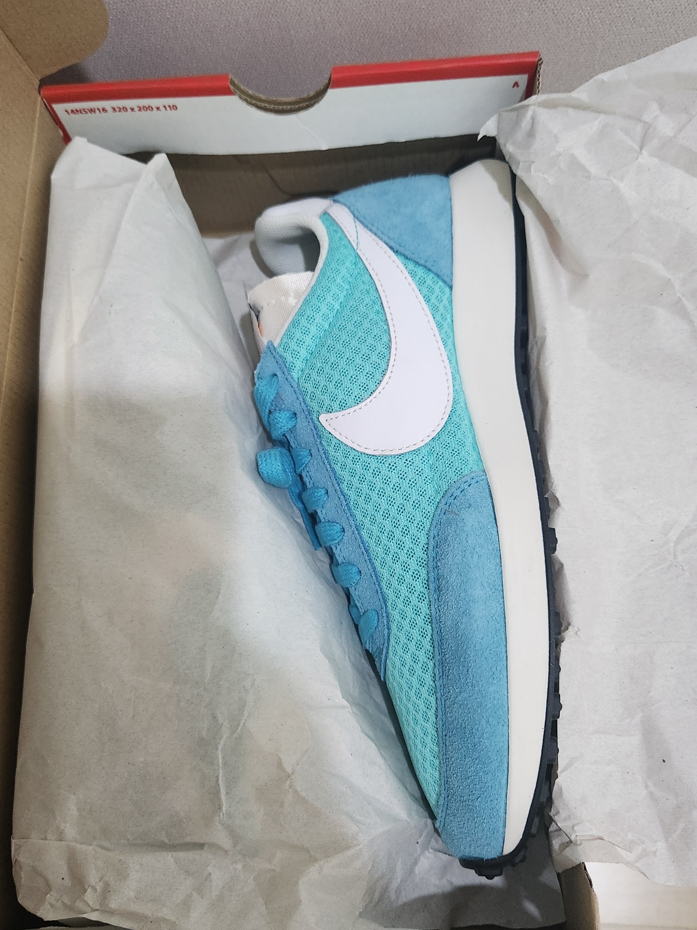 Nike Air Tailwind 79 Aurora Green 착용 스타일