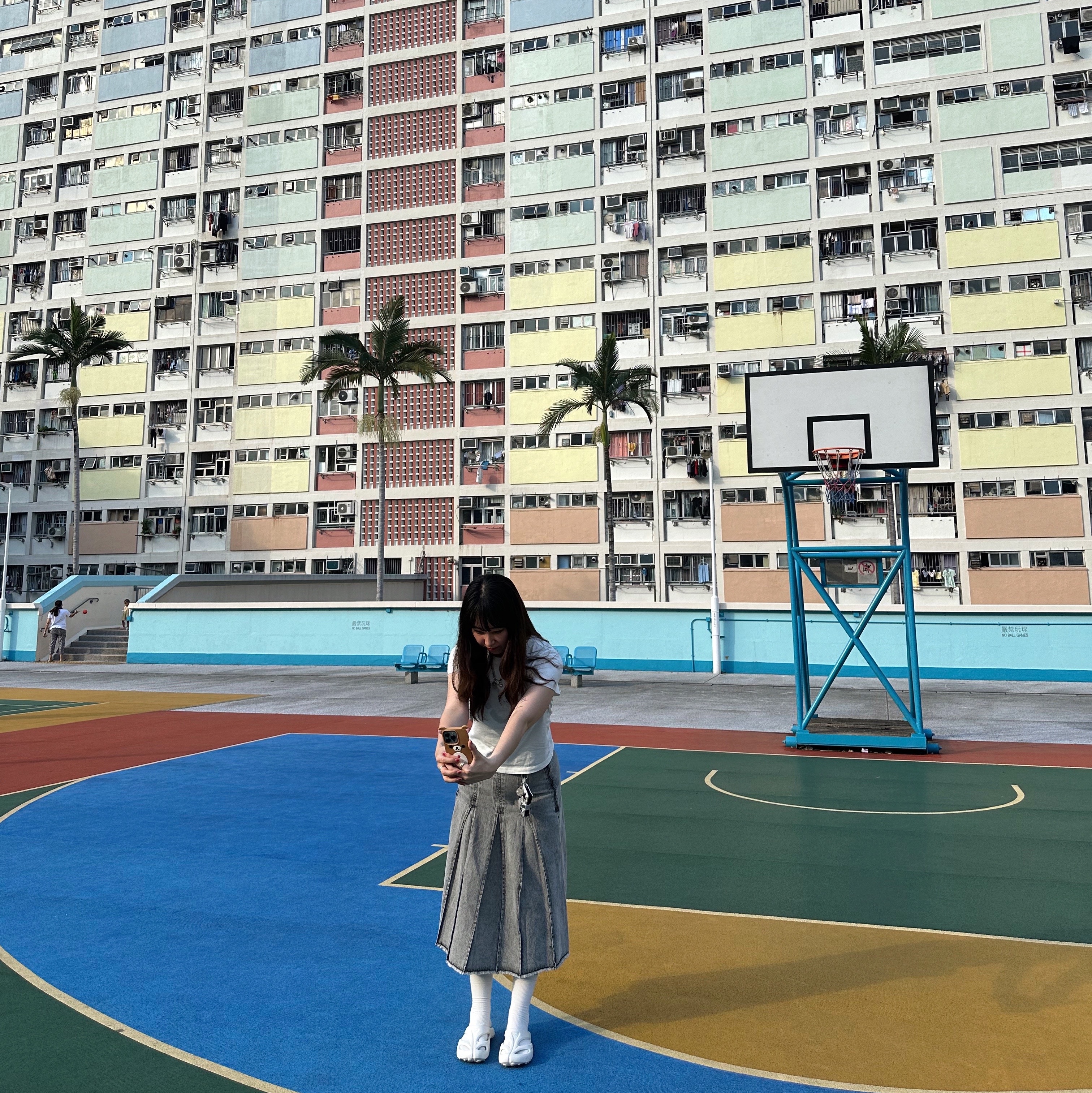 (W) Keen Shanti White Black 착용 스타일 - 3