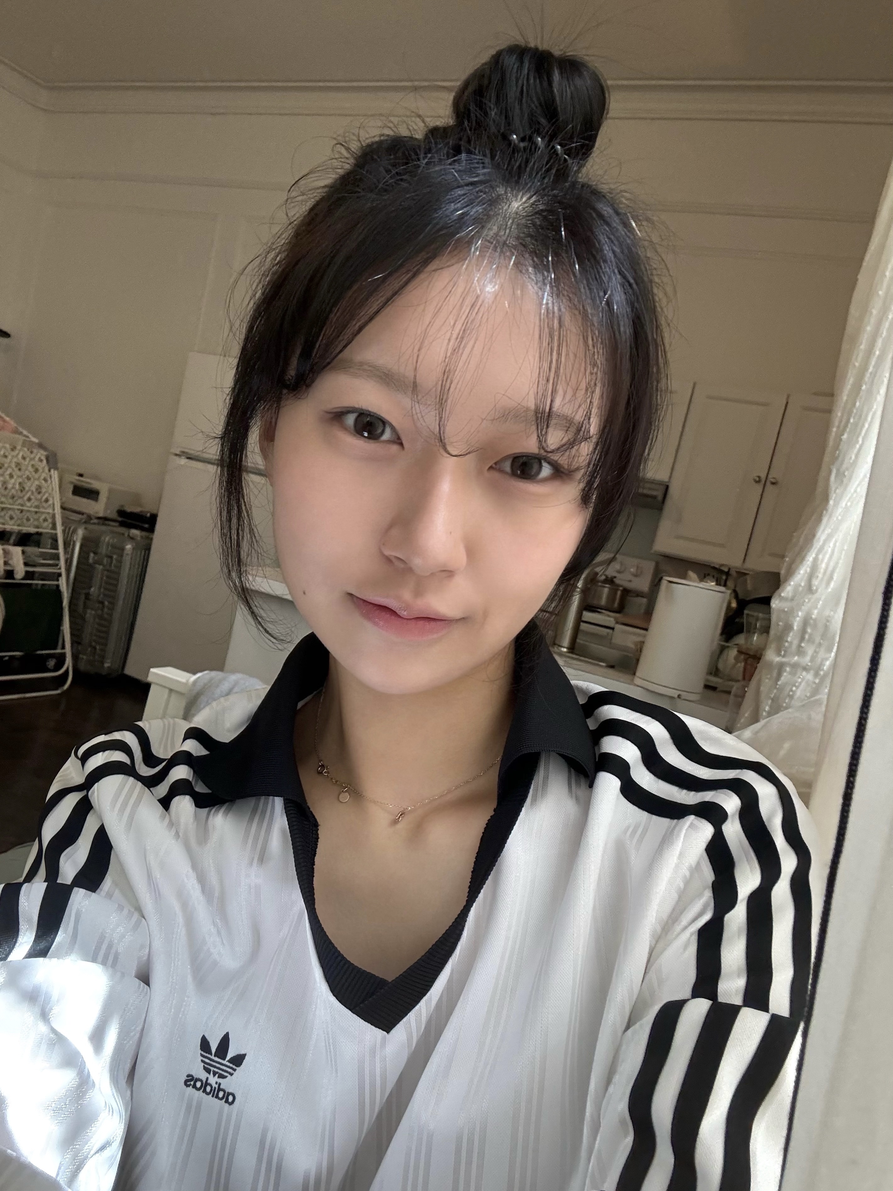 (W) Adidas Adicolor Football Jacquard V-Neck Polo Shirt Black - KR Sizing 착용 스타일 - 3