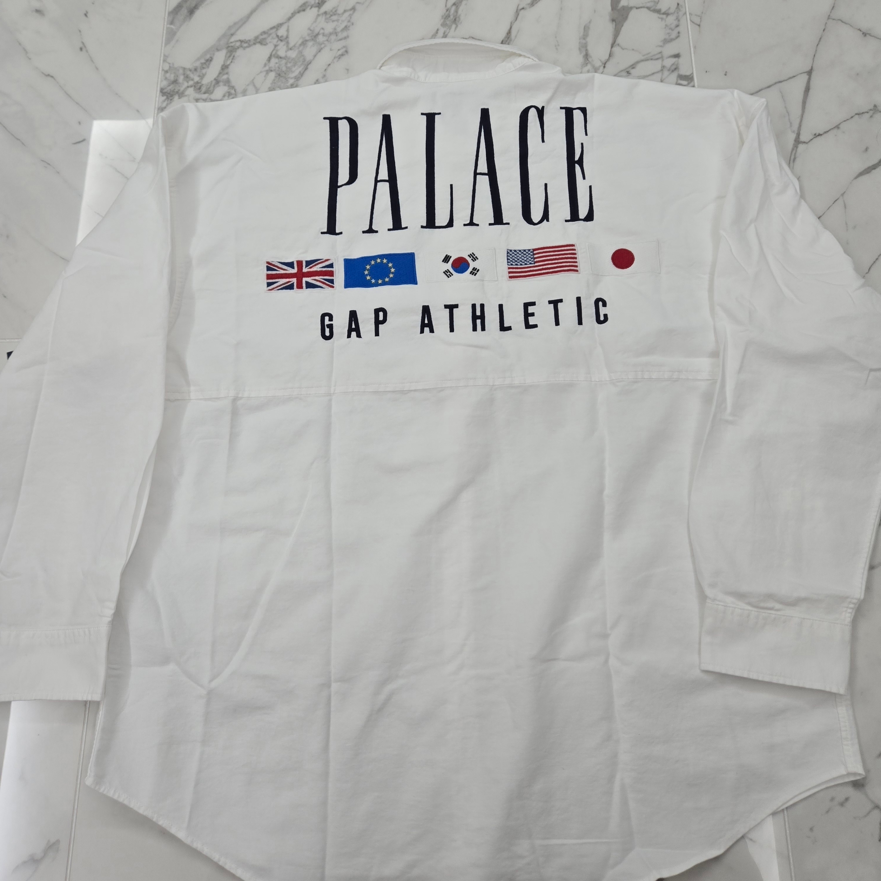 Palace x Gap Oxford Drop Shoulder White - 24SS 착용 스타일