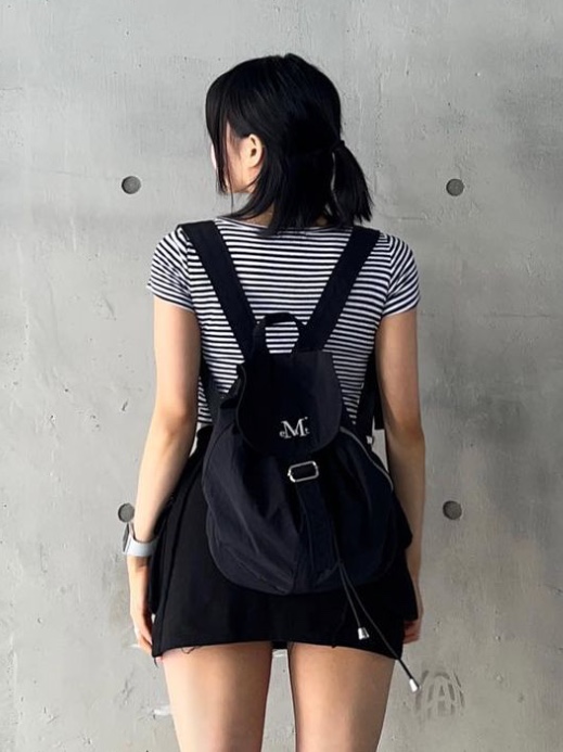 MUCENT Mute Mini Back Pack Black 착용 스타일
