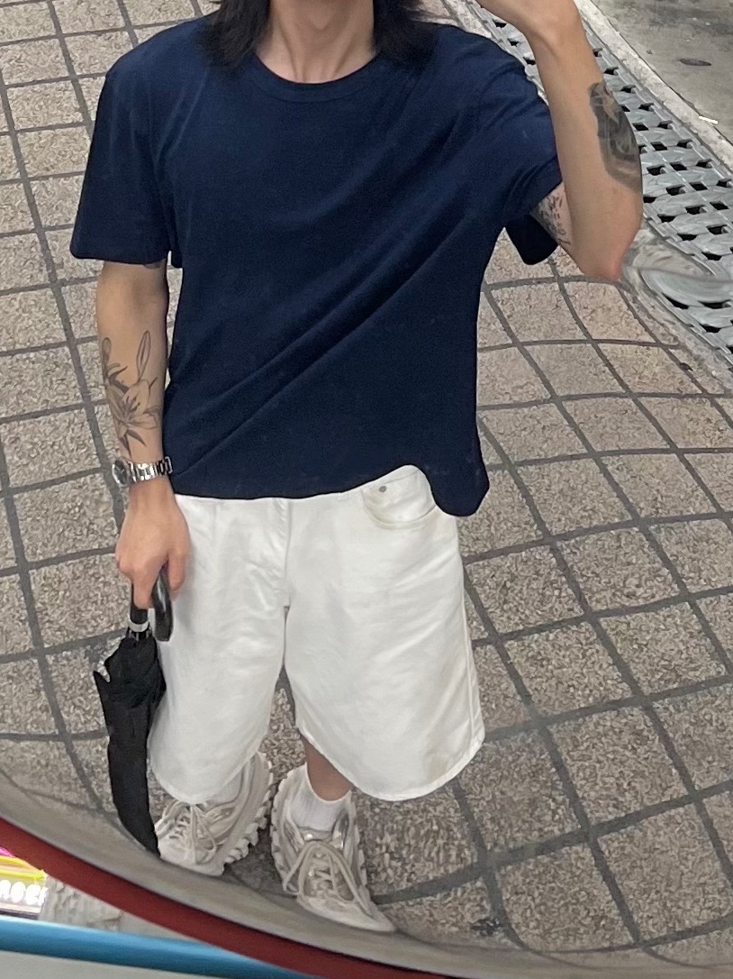 Balenciaga Defender Sneakers Beige 착용 스타일 - 6